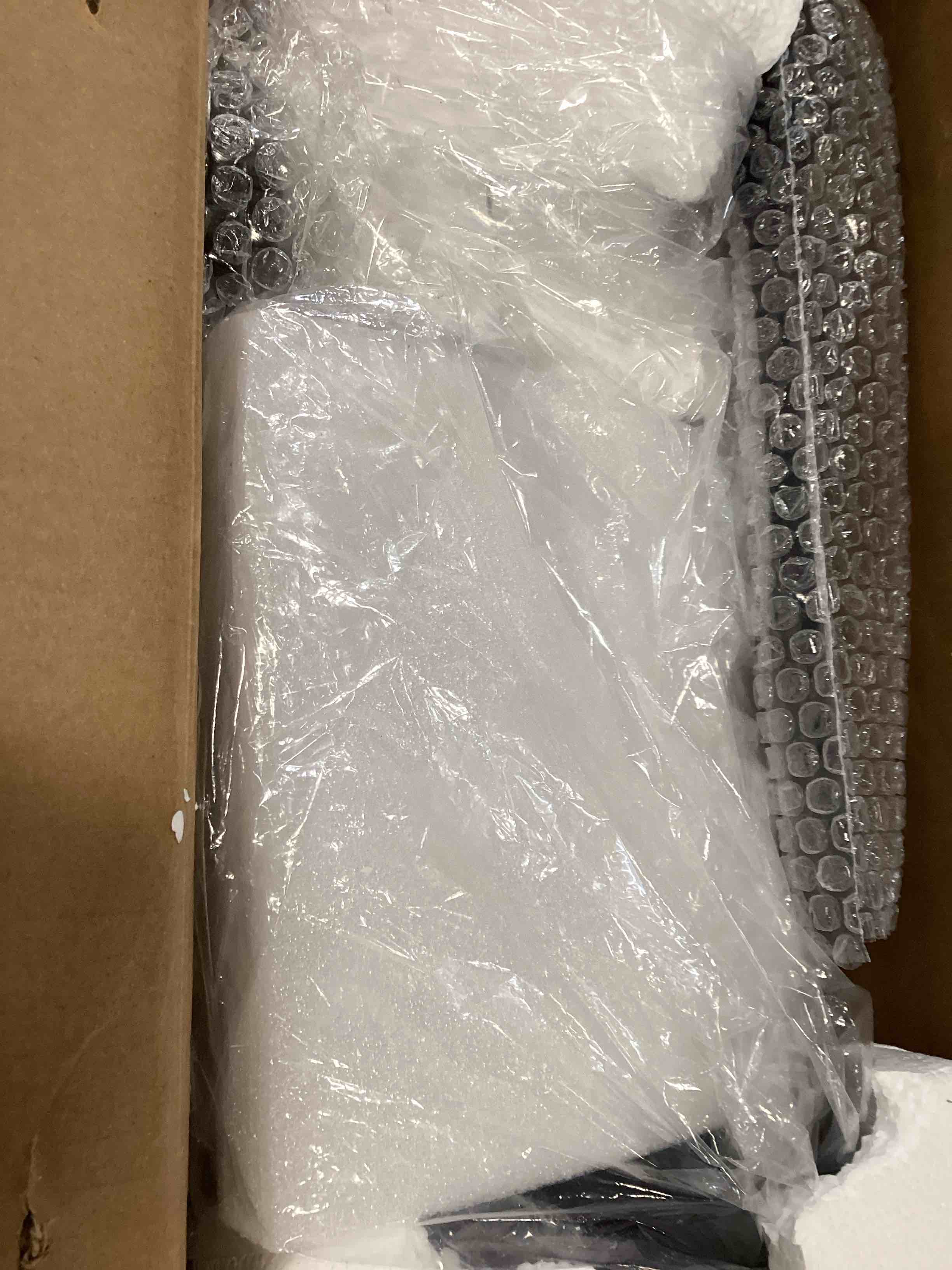 https://s3.amazonaws.com/lotting-images-prod/bidfta/PNK1860604_1749581444542.jpeg