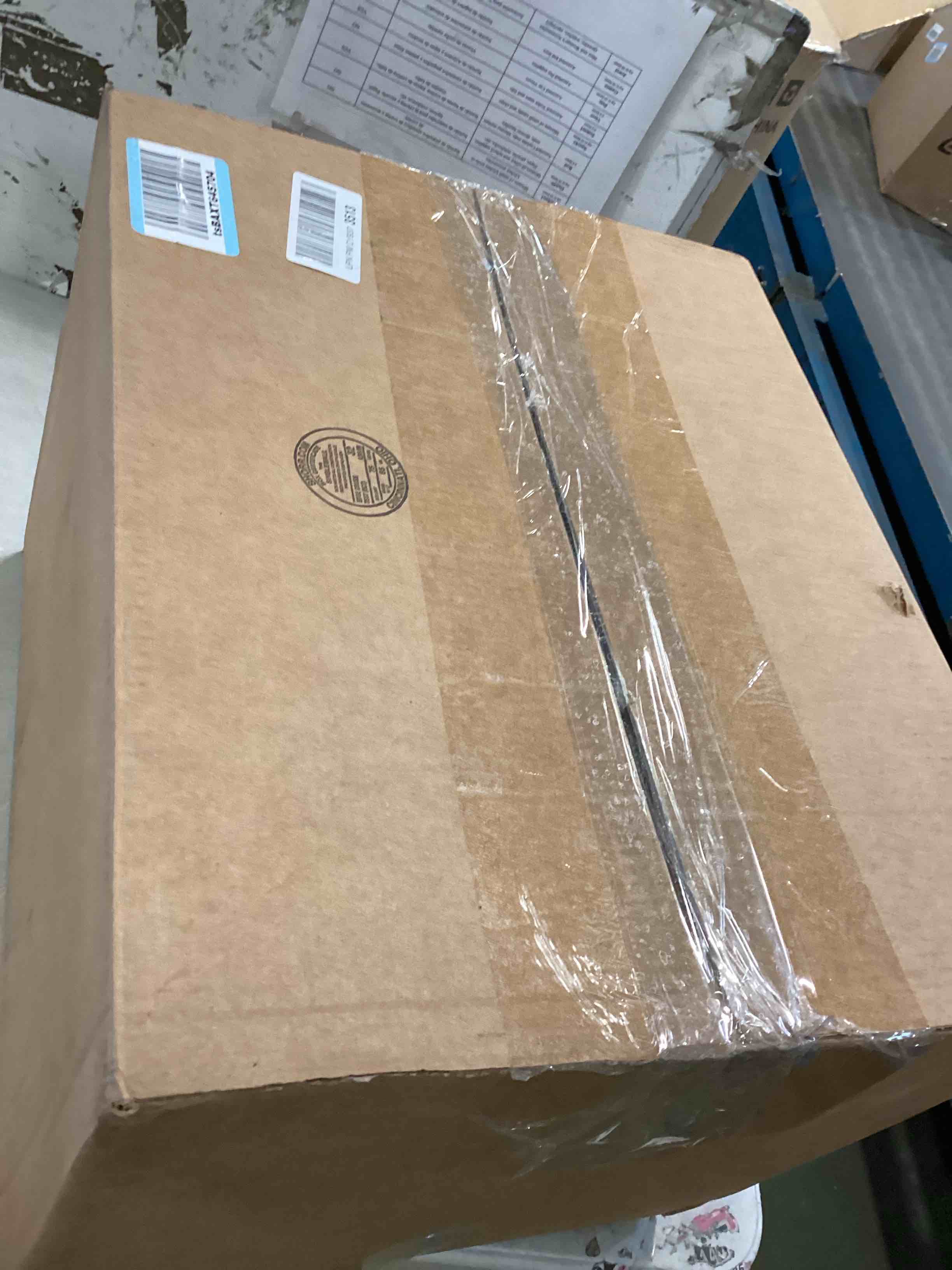 https://s3.amazonaws.com/lotting-images-prod/bidfta/PNK1860893_1749667791226.jpeg