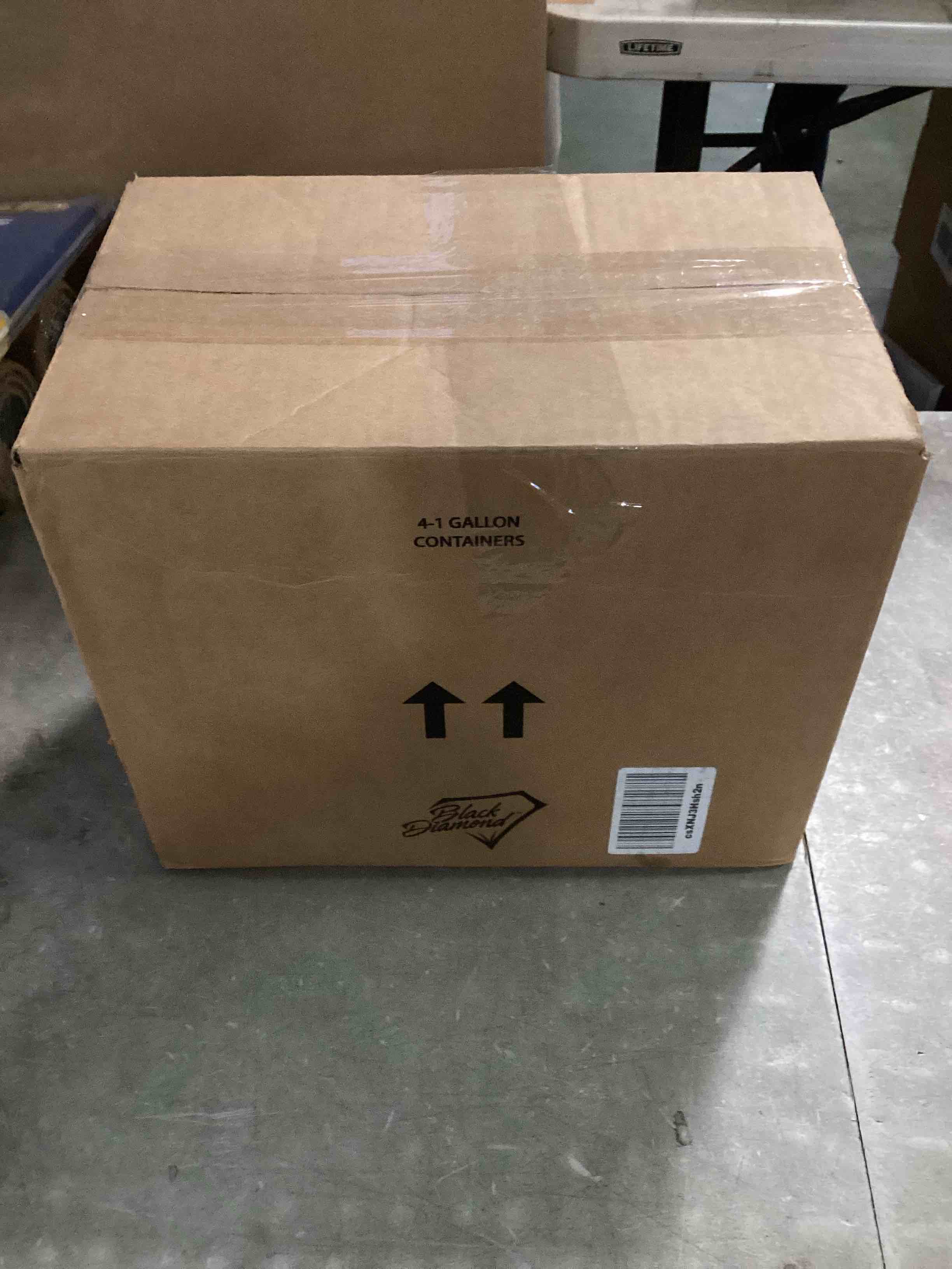 https://s3.amazonaws.com/lotting-images-prod/bidfta/PNK1861047_1738185299294.jpeg