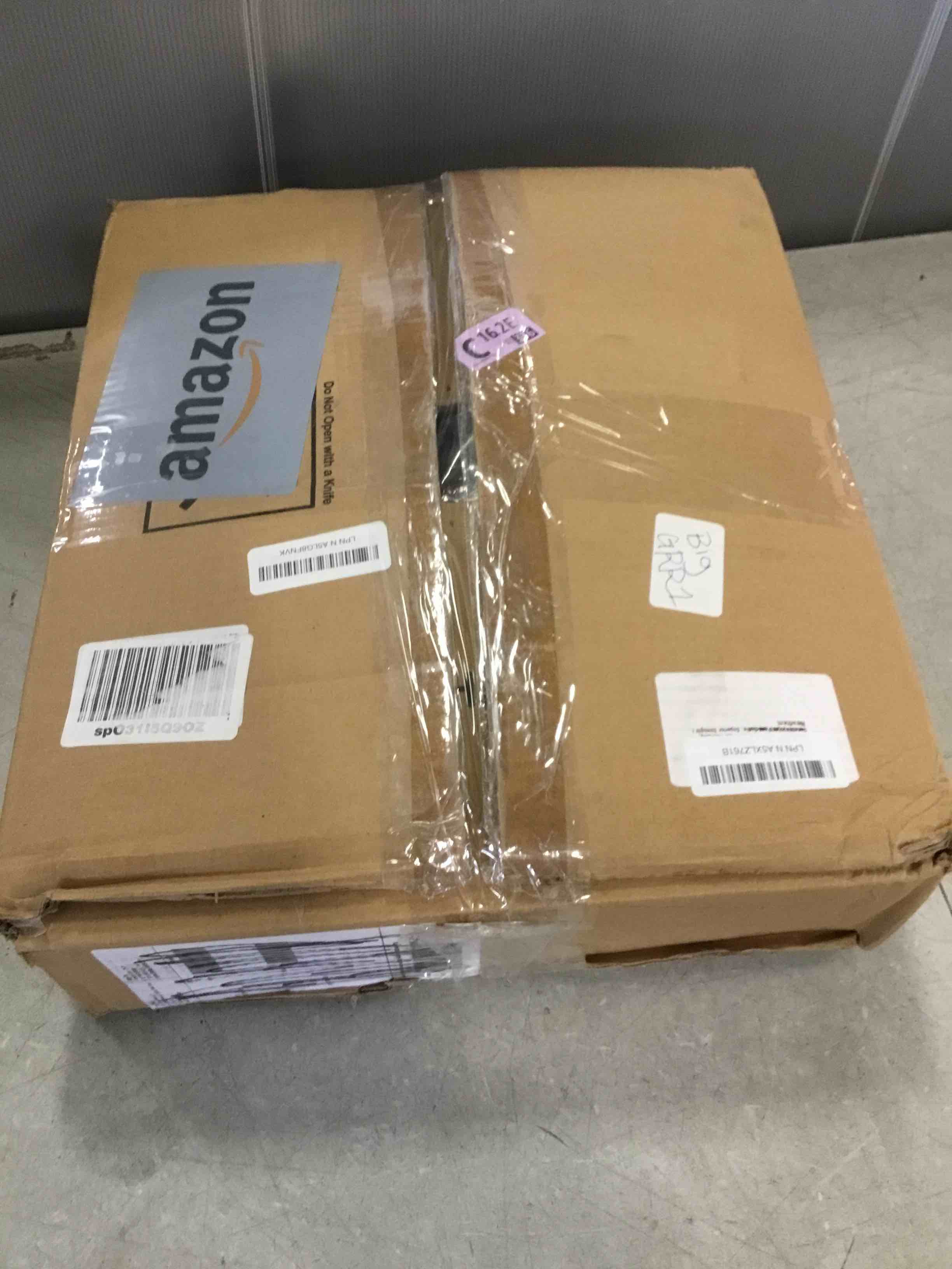 https://s3.amazonaws.com/lotting-images-prod/bidfta/PNK1862043_1745946173580.jpeg