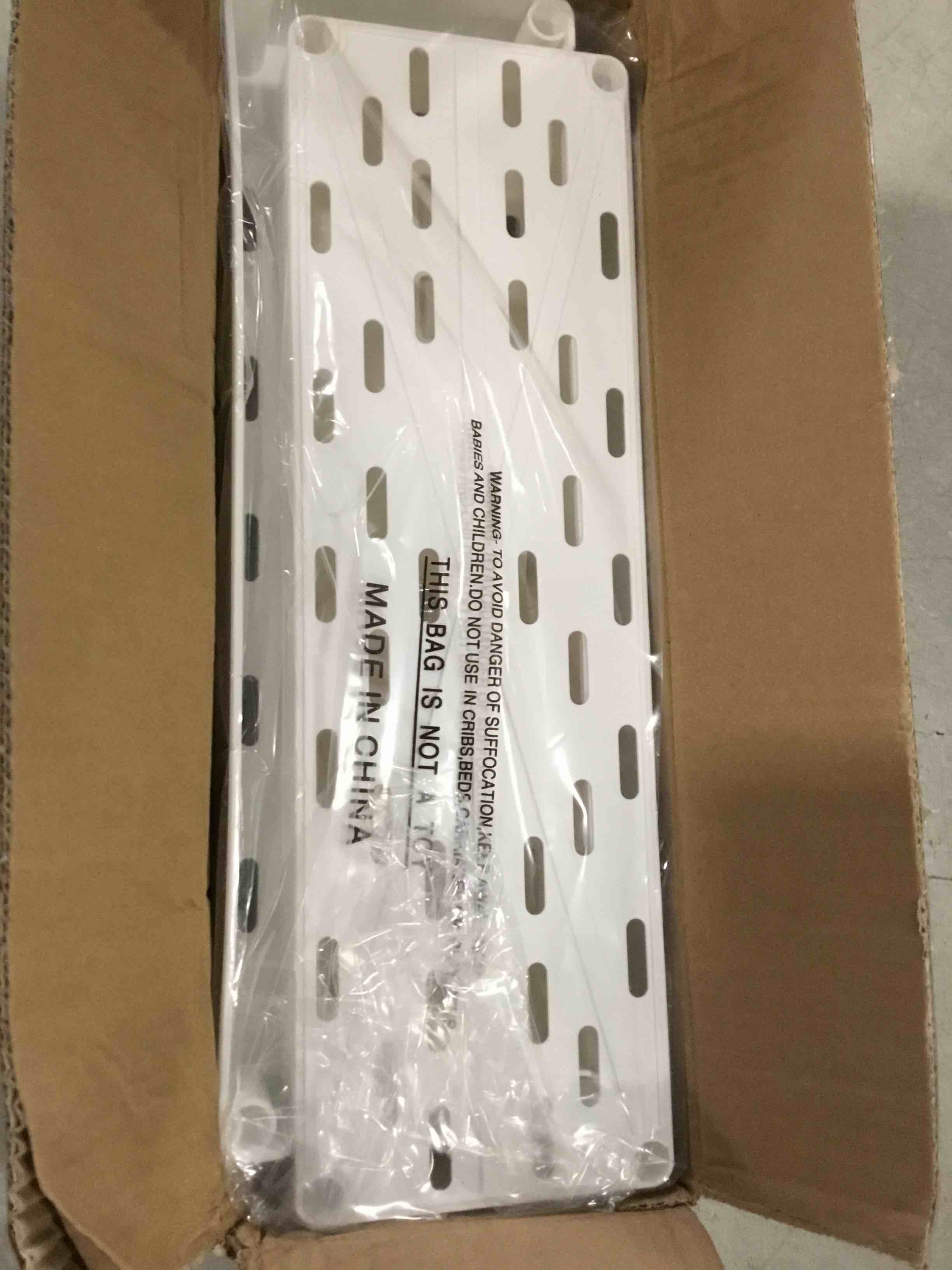 https://s3.amazonaws.com/lotting-images-prod/bidfta/PNK1862069_1745951222911.jpeg