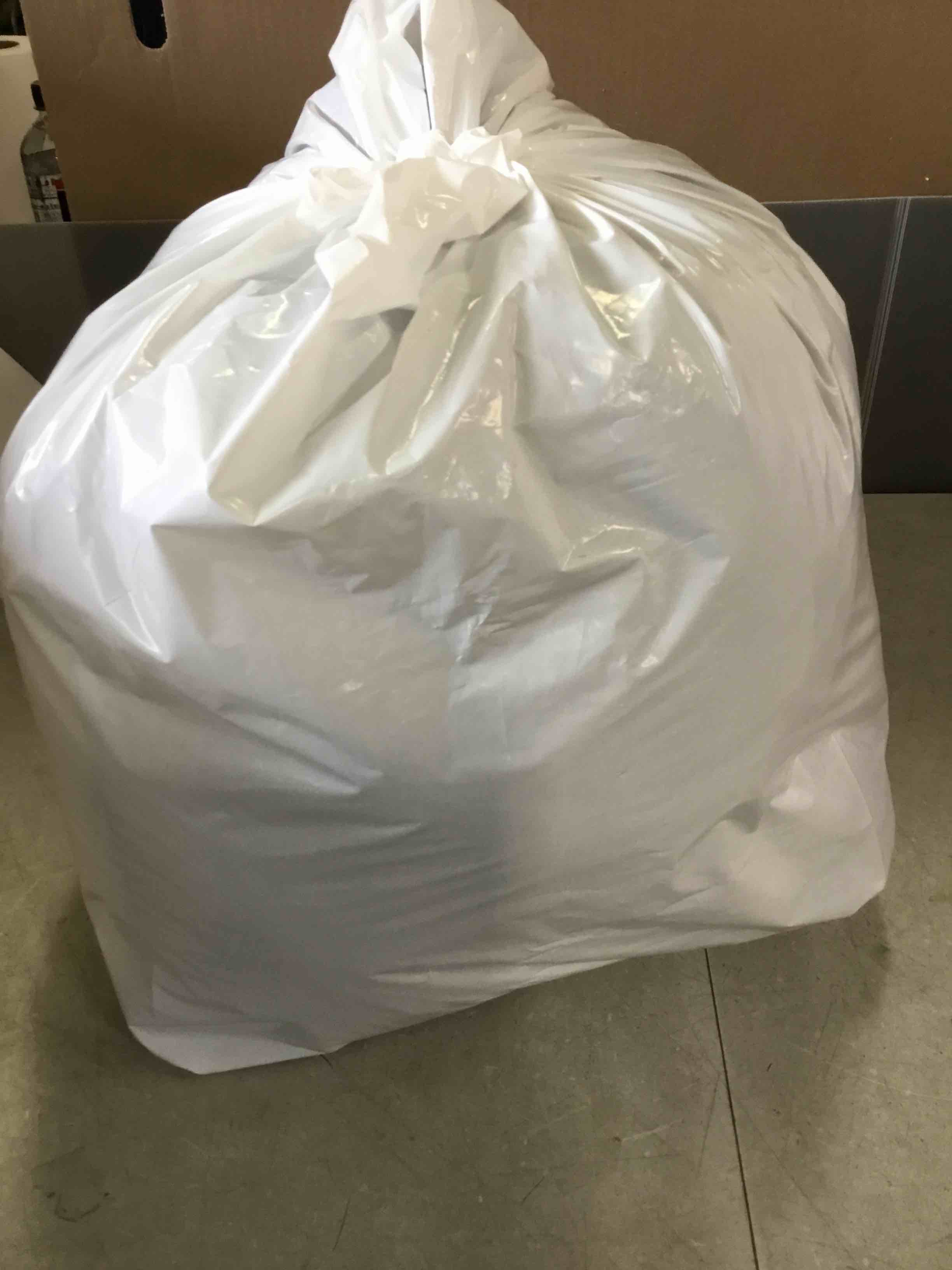 https://s3.amazonaws.com/lotting-images-prod/bidfta/PNK1862830_1746550078537.jpeg