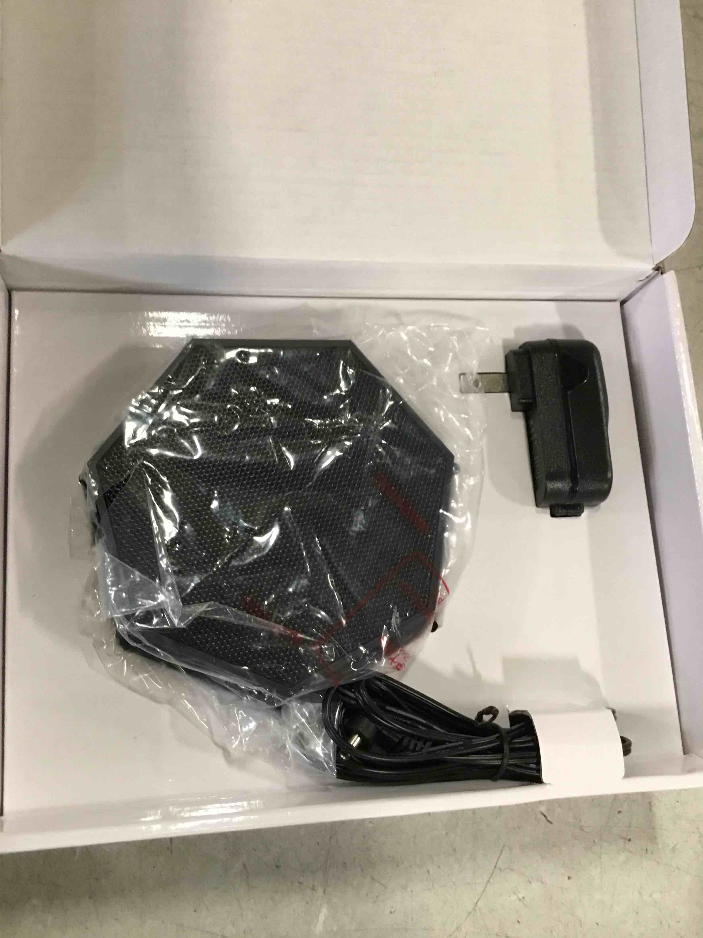 https://s3.amazonaws.com/lotting-images-prod/bidfta/PNK1863051_1747075836877.jpeg