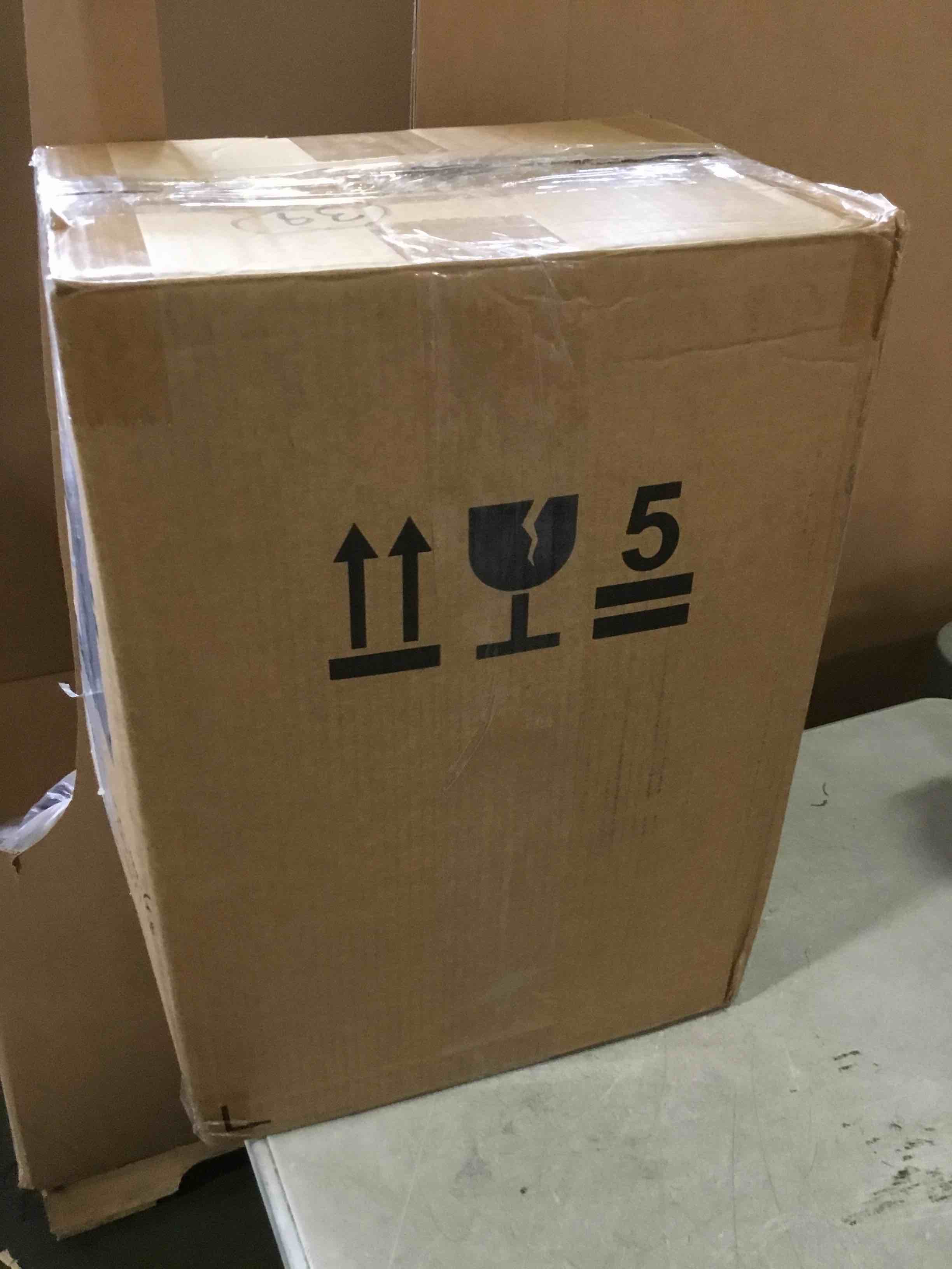 https://s3.amazonaws.com/lotting-images-prod/bidfta/PNK1863343_1747237615746.jpeg