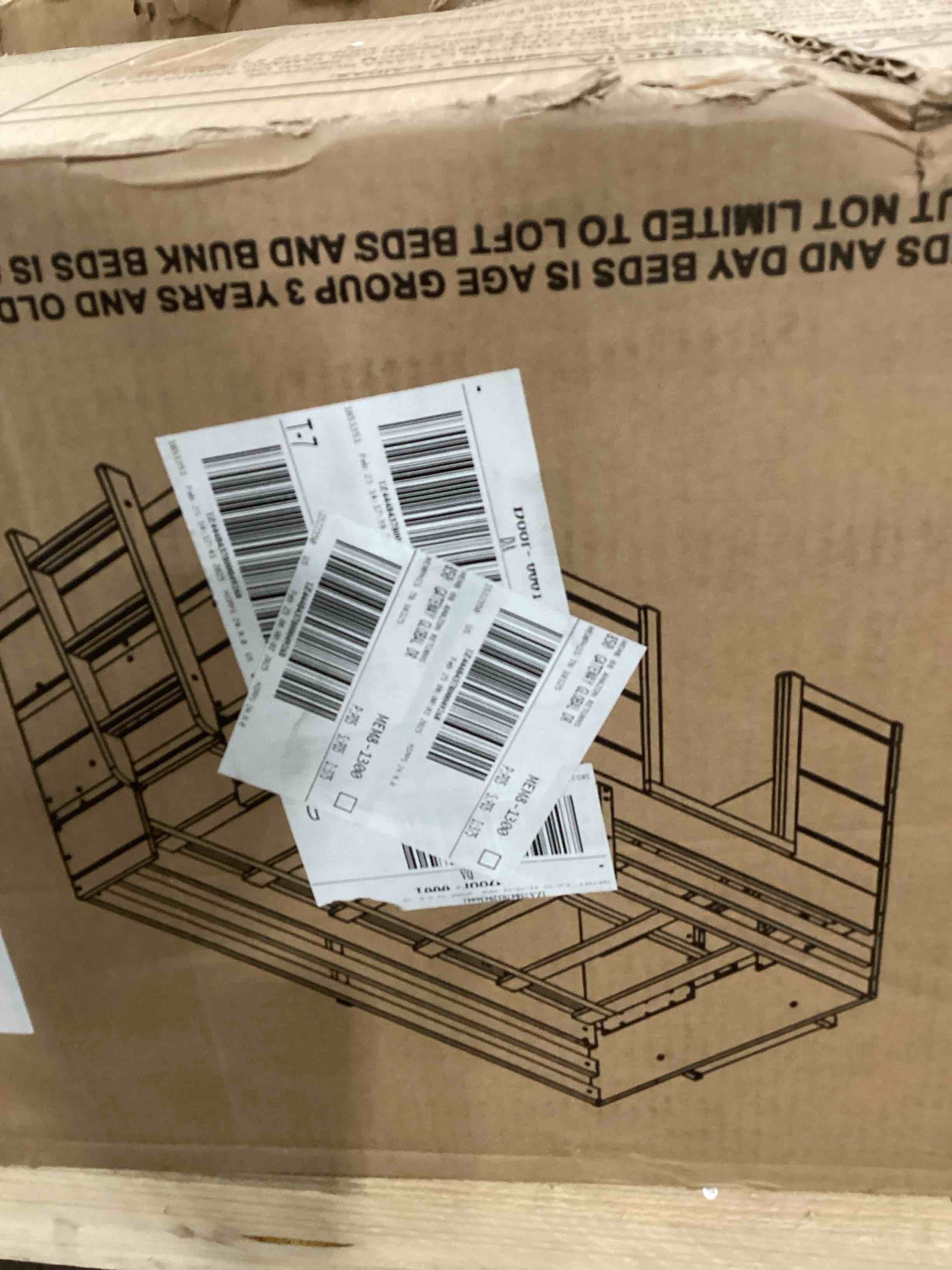 https://s3.amazonaws.com/lotting-images-prod/bidfta/PNK1864712_1741793285711.jpeg