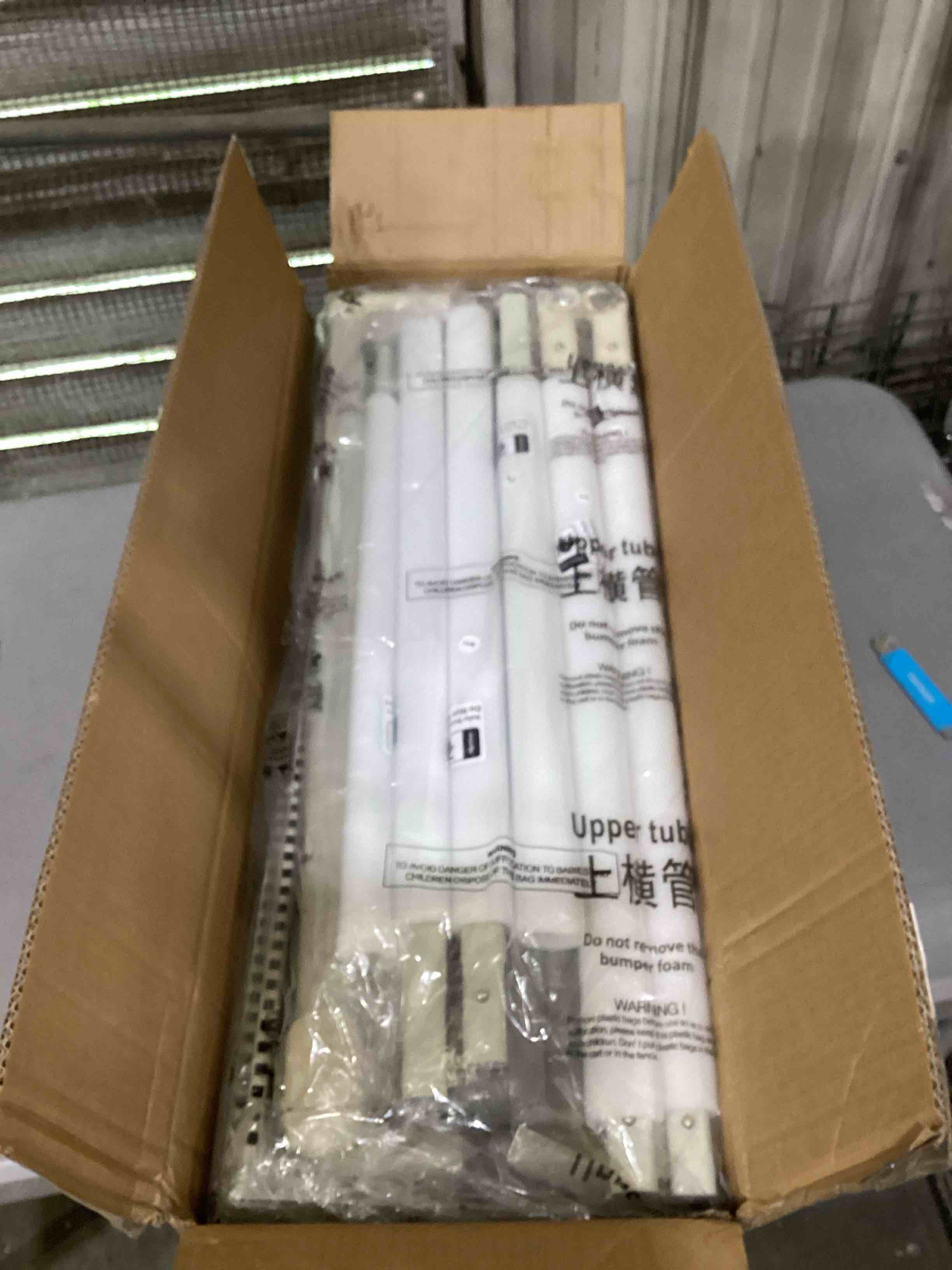 https://s3.amazonaws.com/lotting-images-prod/bidfta/PNK1865785_1749659819695.jpeg