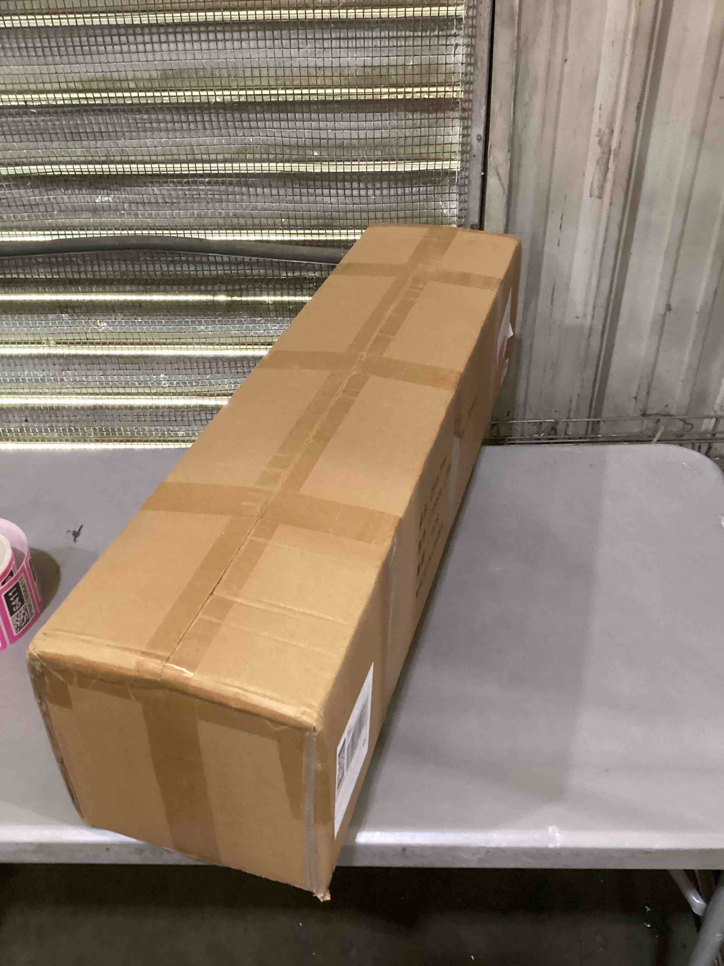 https://s3.amazonaws.com/lotting-images-prod/bidfta/PNK1866410_1750447695721.jpeg