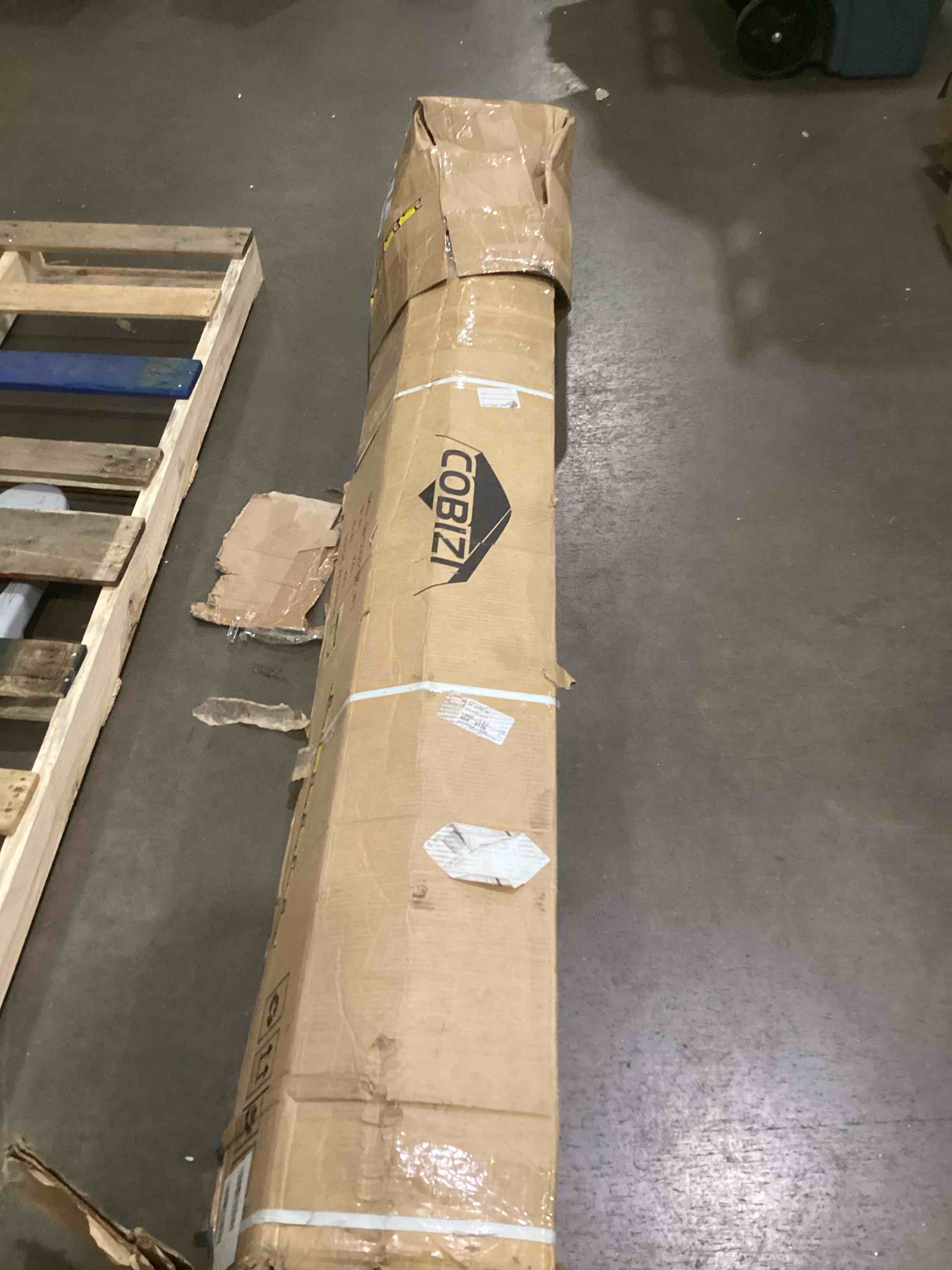 https://s3.amazonaws.com/lotting-images-prod/bidfta/PNK1866455_1750769801300.jpeg