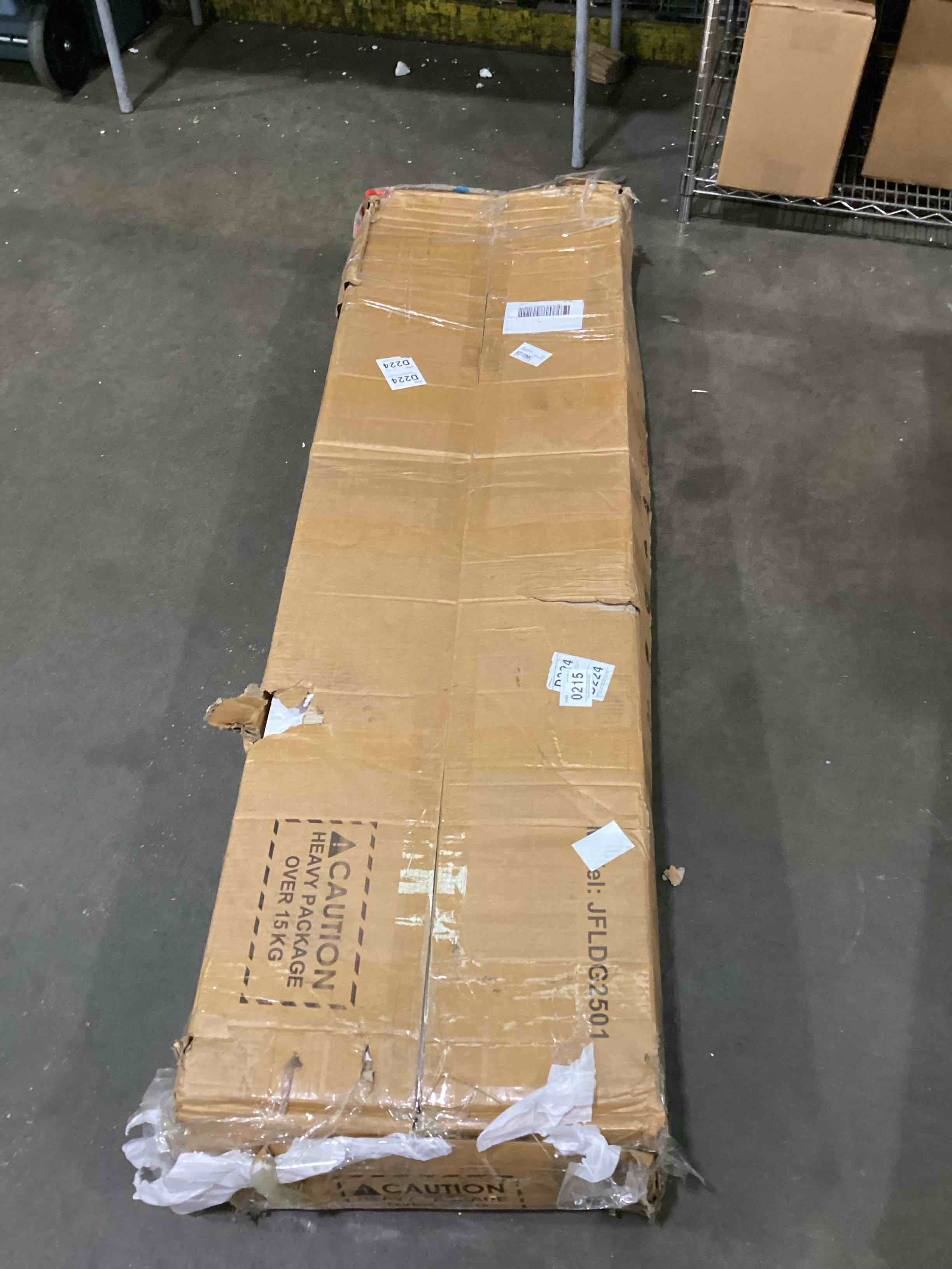 https://s3.amazonaws.com/lotting-images-prod/bidfta/PNK1866499_1750943050116.jpeg