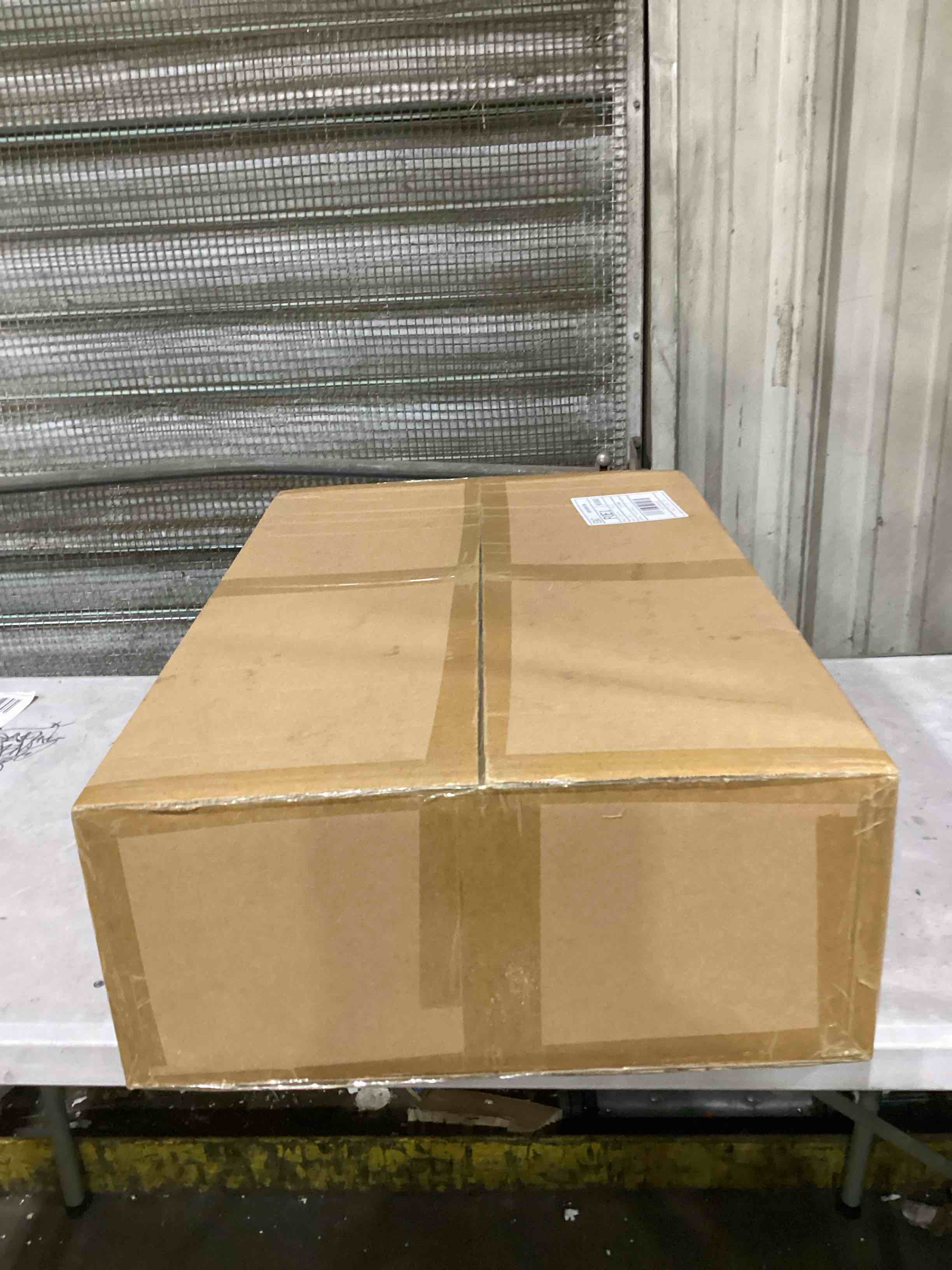 https://s3.amazonaws.com/lotting-images-prod/bidfta/PNK1866861_1752072774083.jpeg