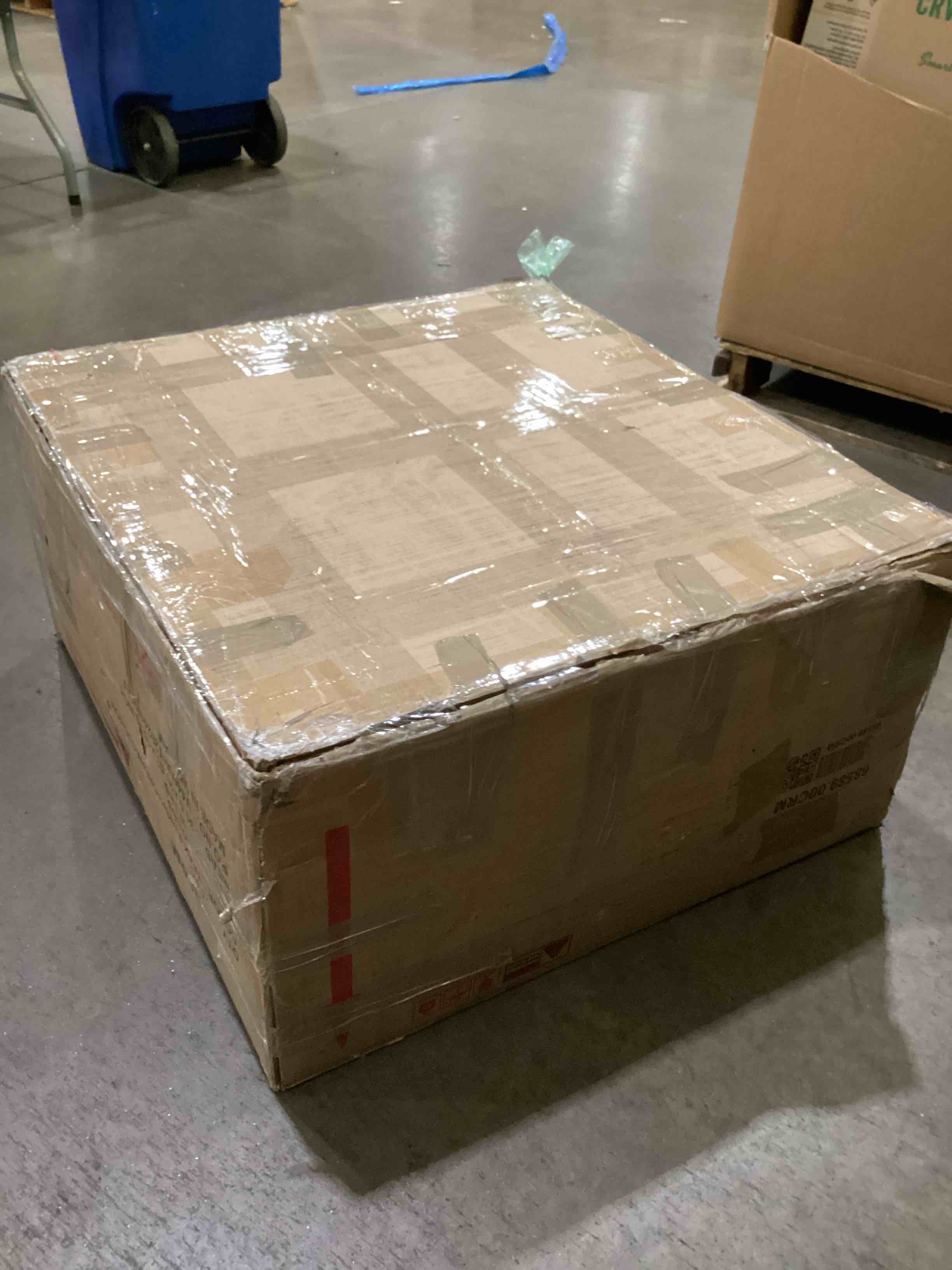 https://s3.amazonaws.com/lotting-images-prod/bidfta/PNK1866997_1752499169295.jpeg