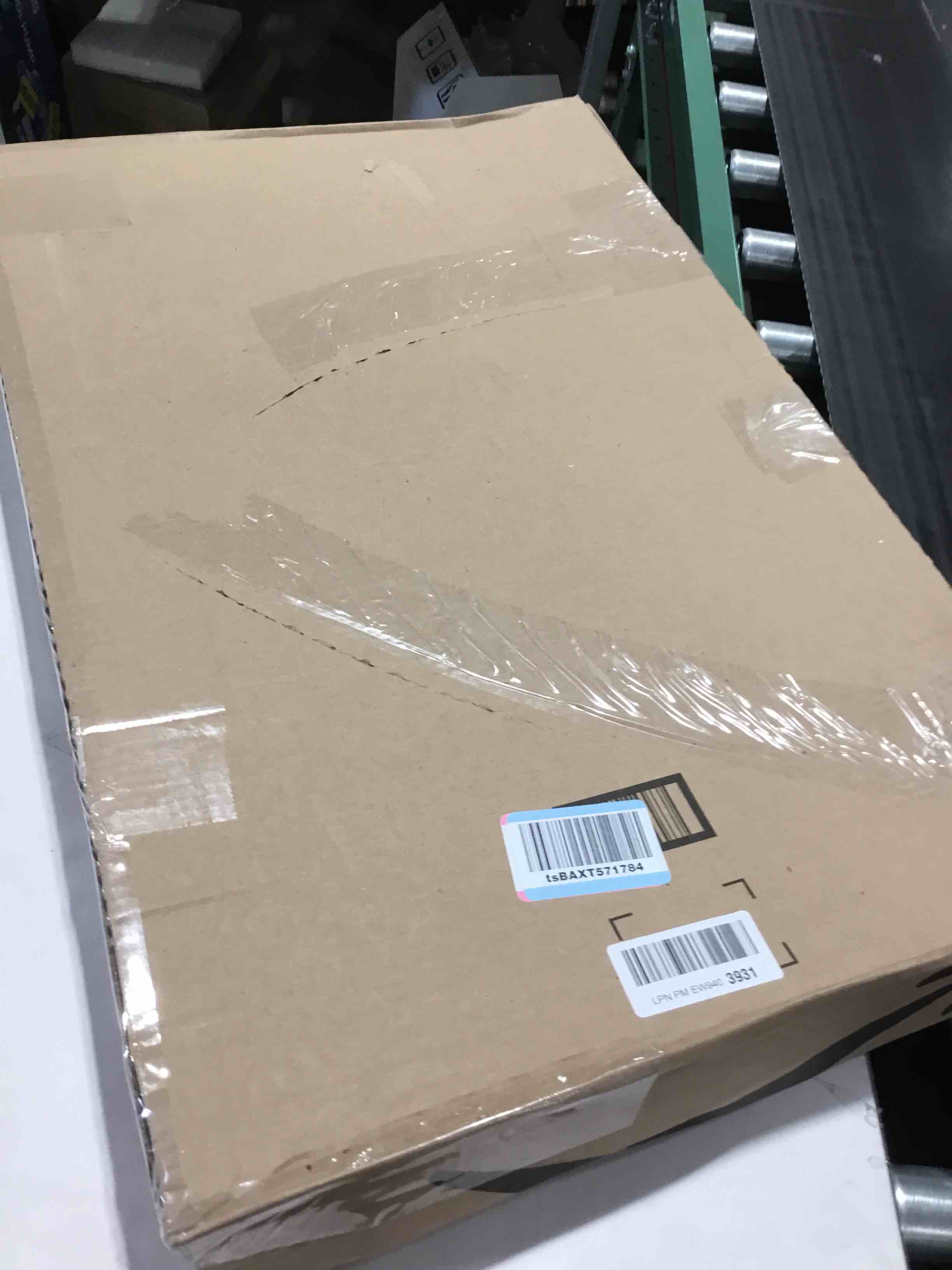 Condition photo showing As Is for 3M Privacy Filter for 27in Full Screen Monitor with 3M COMPLY Magnetic Attach (16:9 aspect ratio)