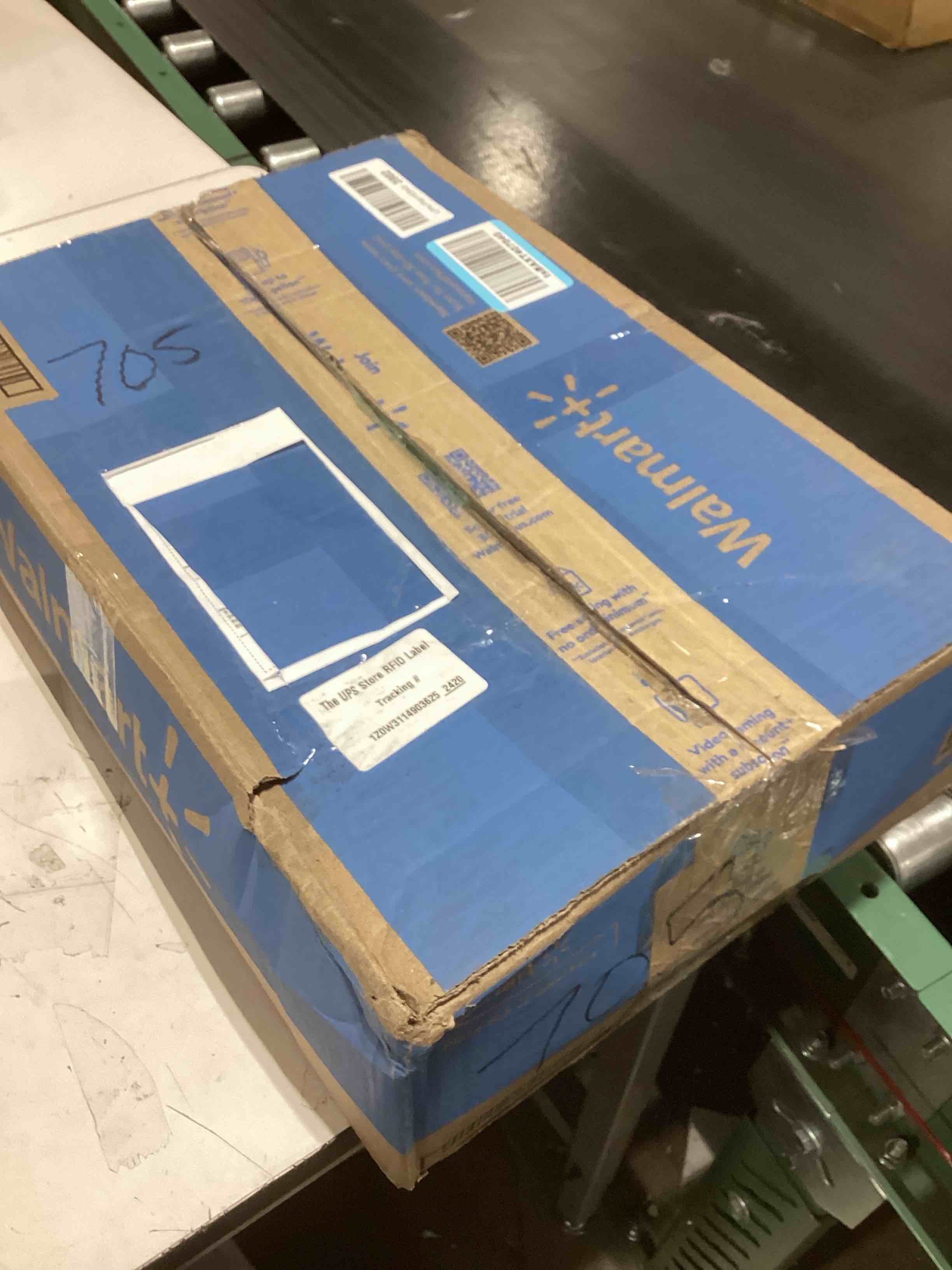 Condition photo showing As Is for Vacuum Backpack Travel with Pump, Large 80L Exapandable Air Compression Vacuum System, Available Boarding, Carry on Luggage, Water Resistant, TSA Lock and Strong Sealing Airbag for Travel, Black