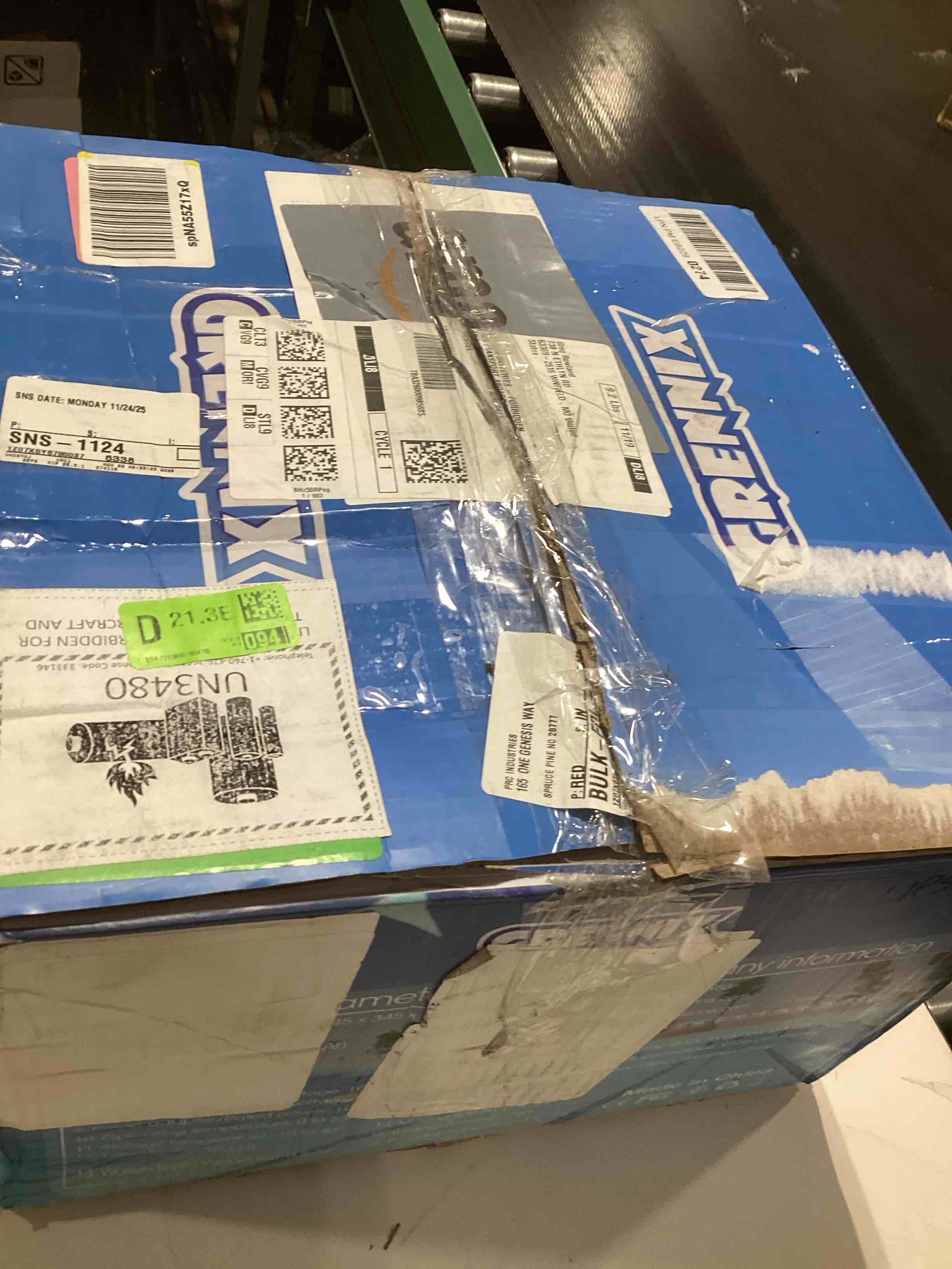 Condition photo showing As Is for Robotic Pool Cleaner, Pool Vacuum for Above Ground Pool with Dual-Drive Motors, Self-Parking Technology, Lightweight, Perfect for Above-Ground/In-Ground Flat Pools up to 645sq.ft (Lasts 90 Mins) White