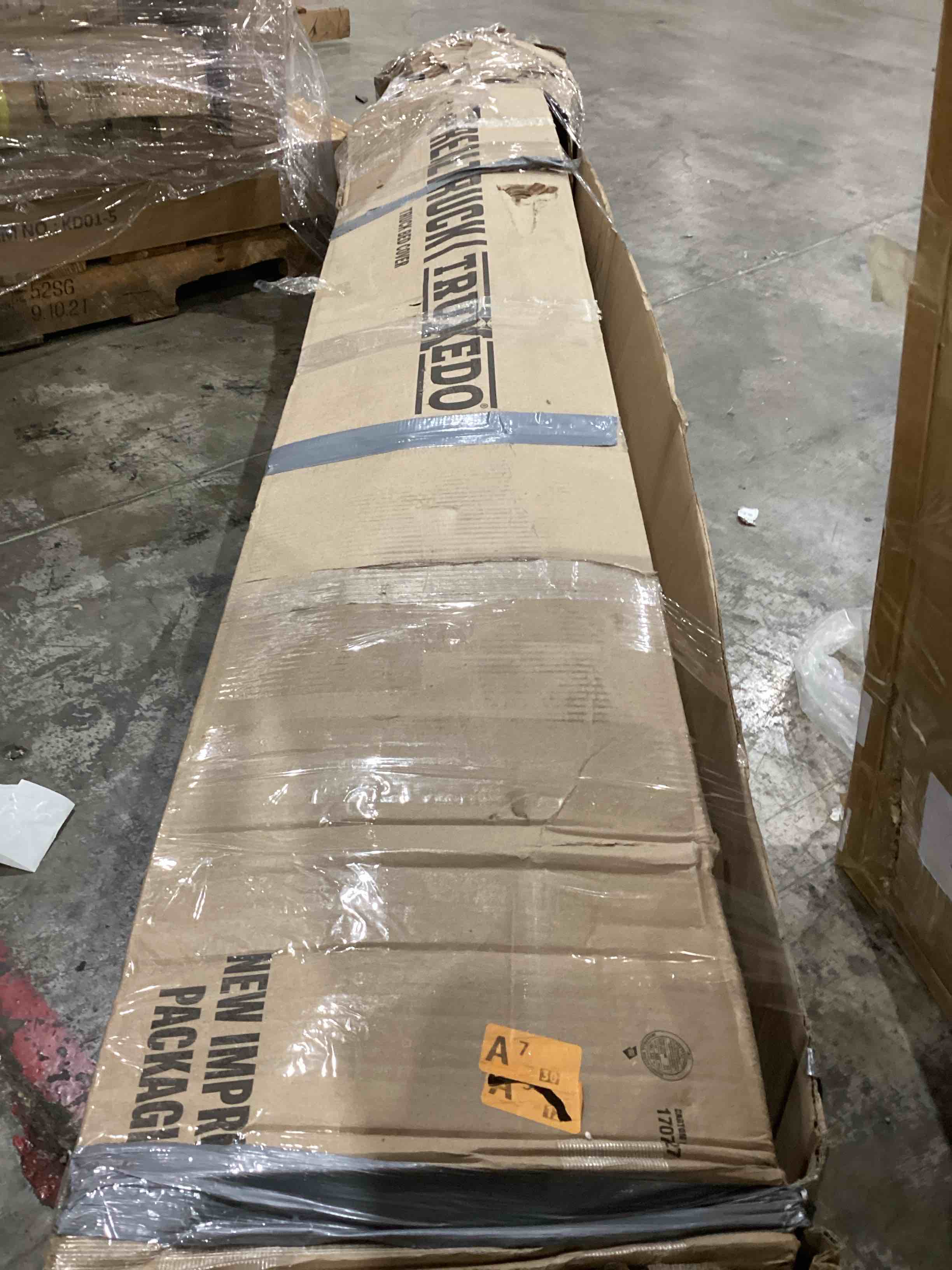 https://s3.amazonaws.com/lotting-images-prod/bidfta/PNK1915028_1756812785526.jpeg