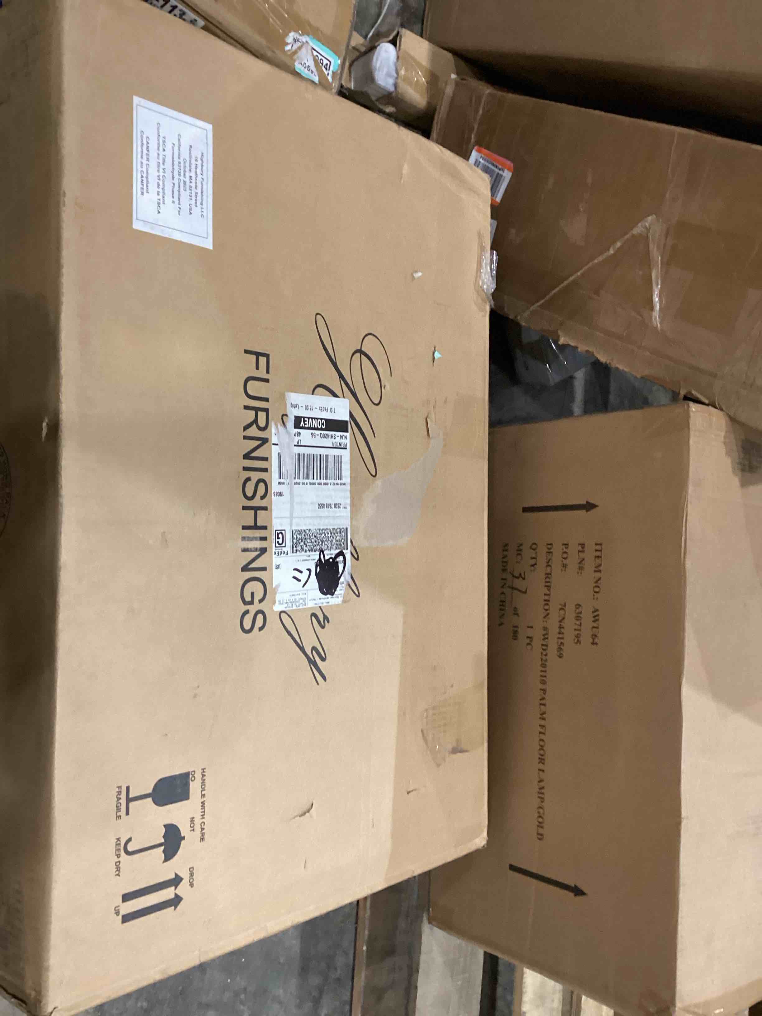 https://s3.amazonaws.com/lotting-images-prod/bidfta/PNK1915098_1756826783491.jpeg