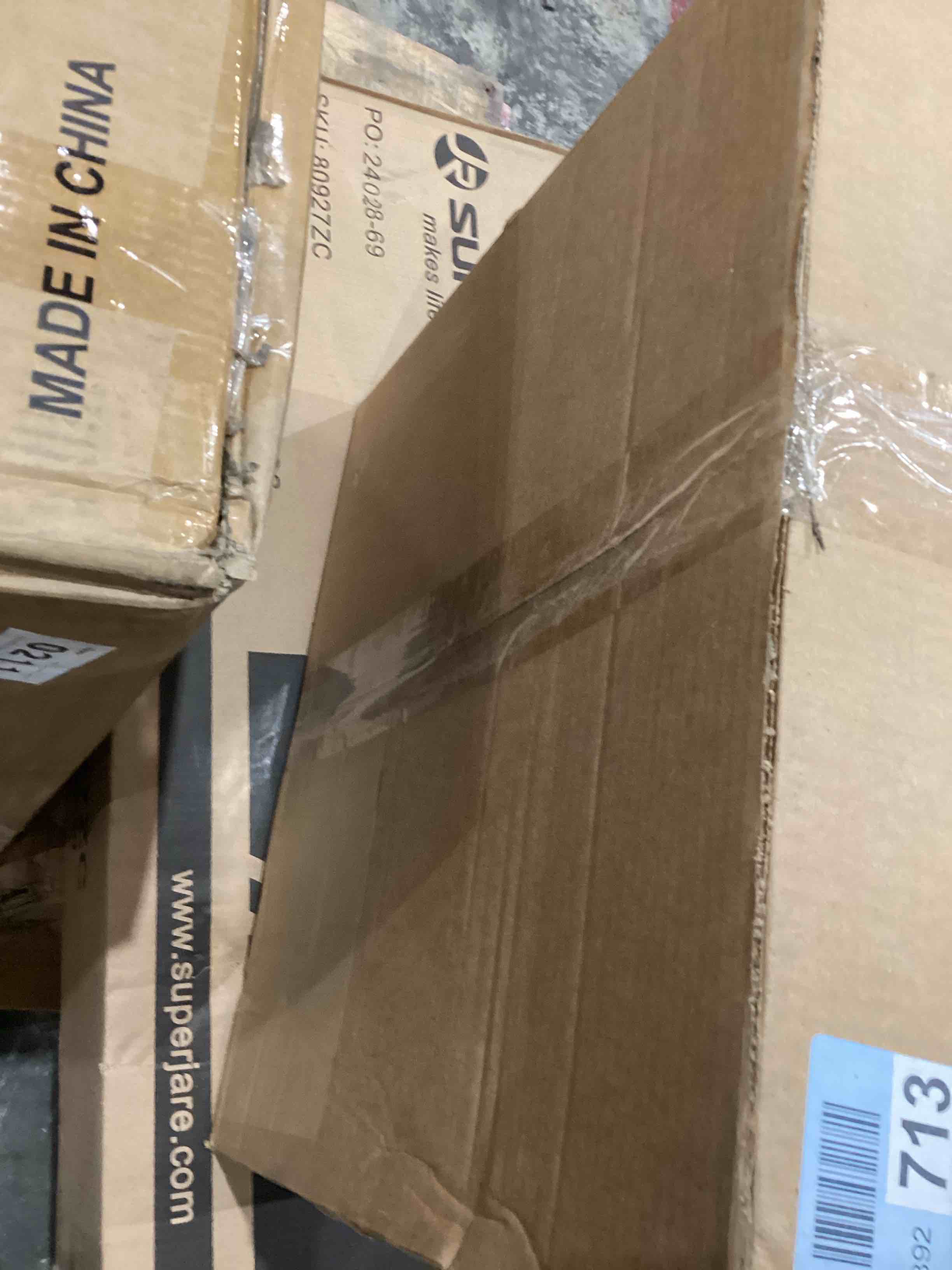 https://s3.amazonaws.com/lotting-images-prod/bidfta/PNK1915171_1756913914412.jpeg