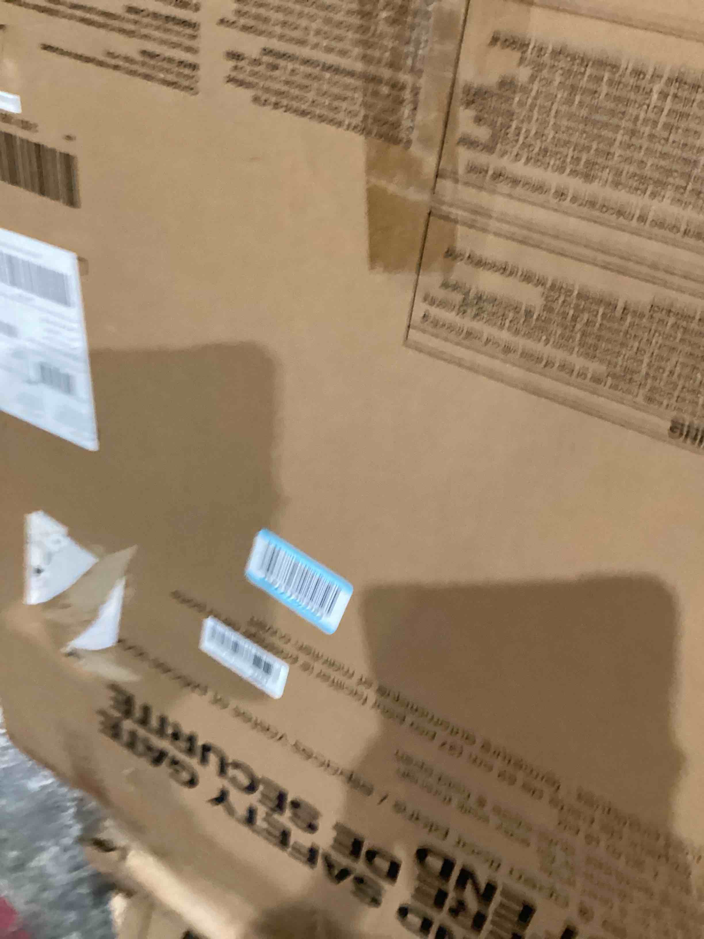https://s3.amazonaws.com/lotting-images-prod/bidfta/PNK1915196_1756909776944.jpeg