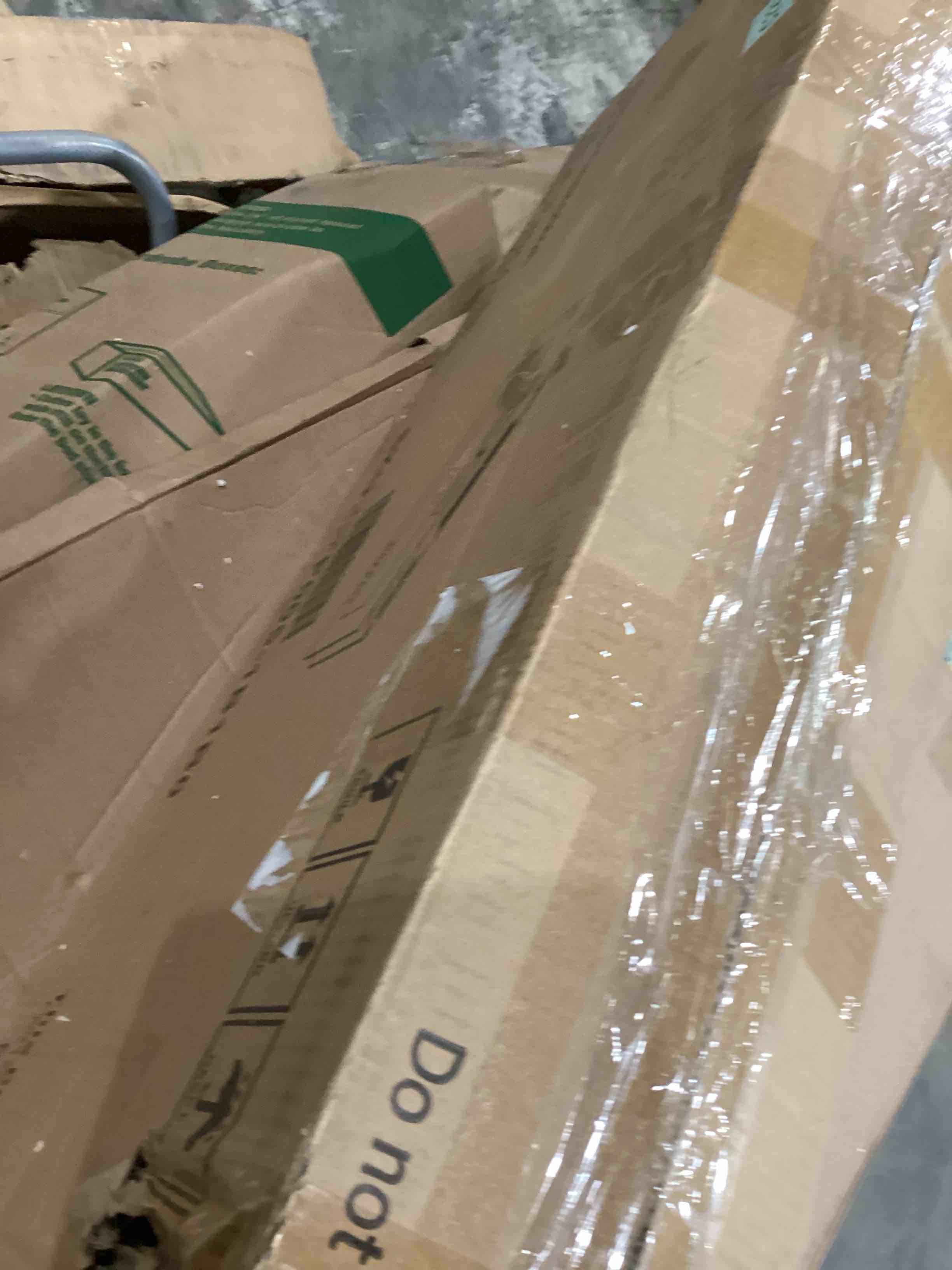 https://s3.amazonaws.com/lotting-images-prod/bidfta/PNK1915249_1756993504686.jpeg