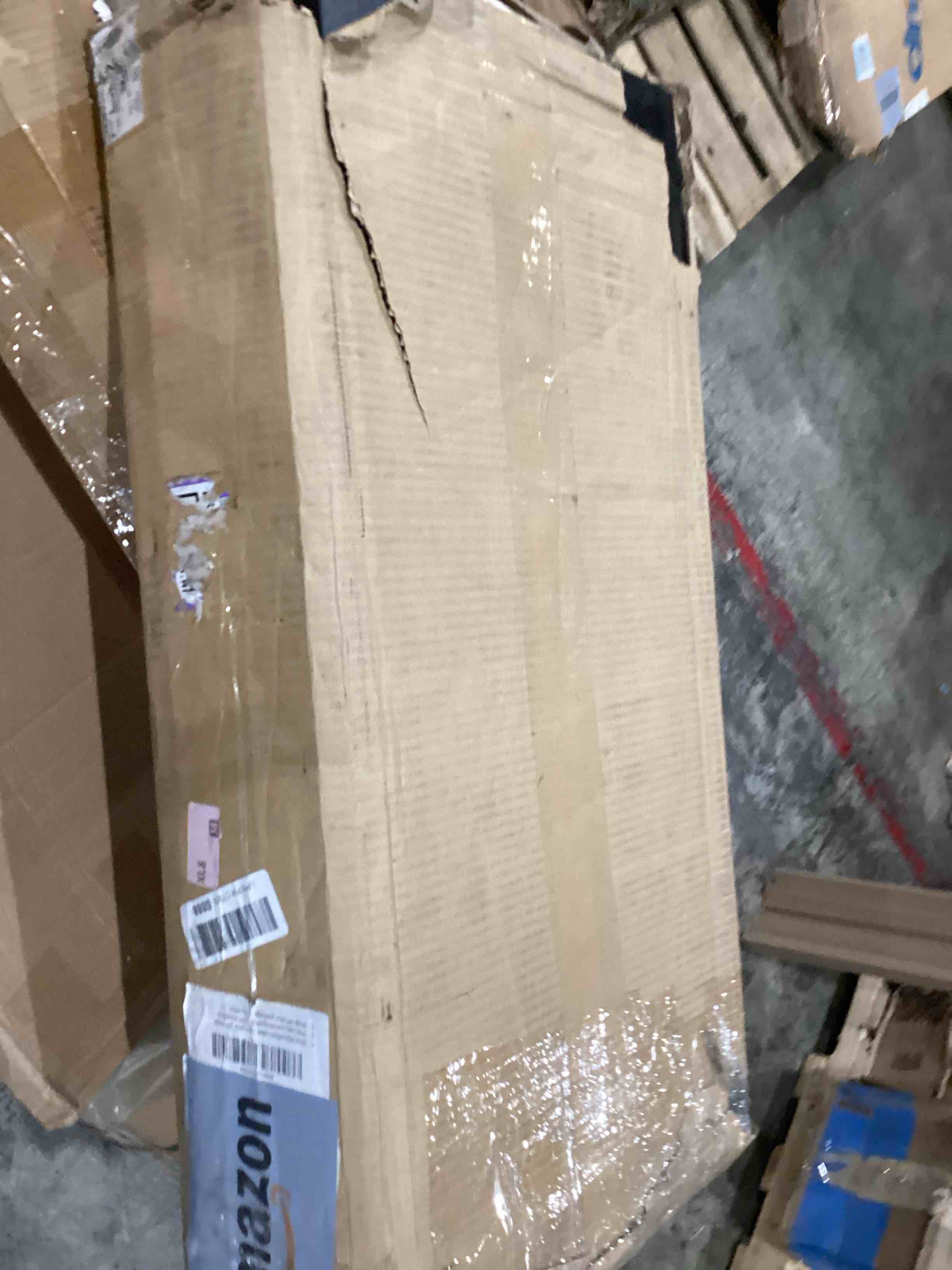 https://s3.amazonaws.com/lotting-images-prod/bidfta/PNK1915251_1756993382887.jpeg