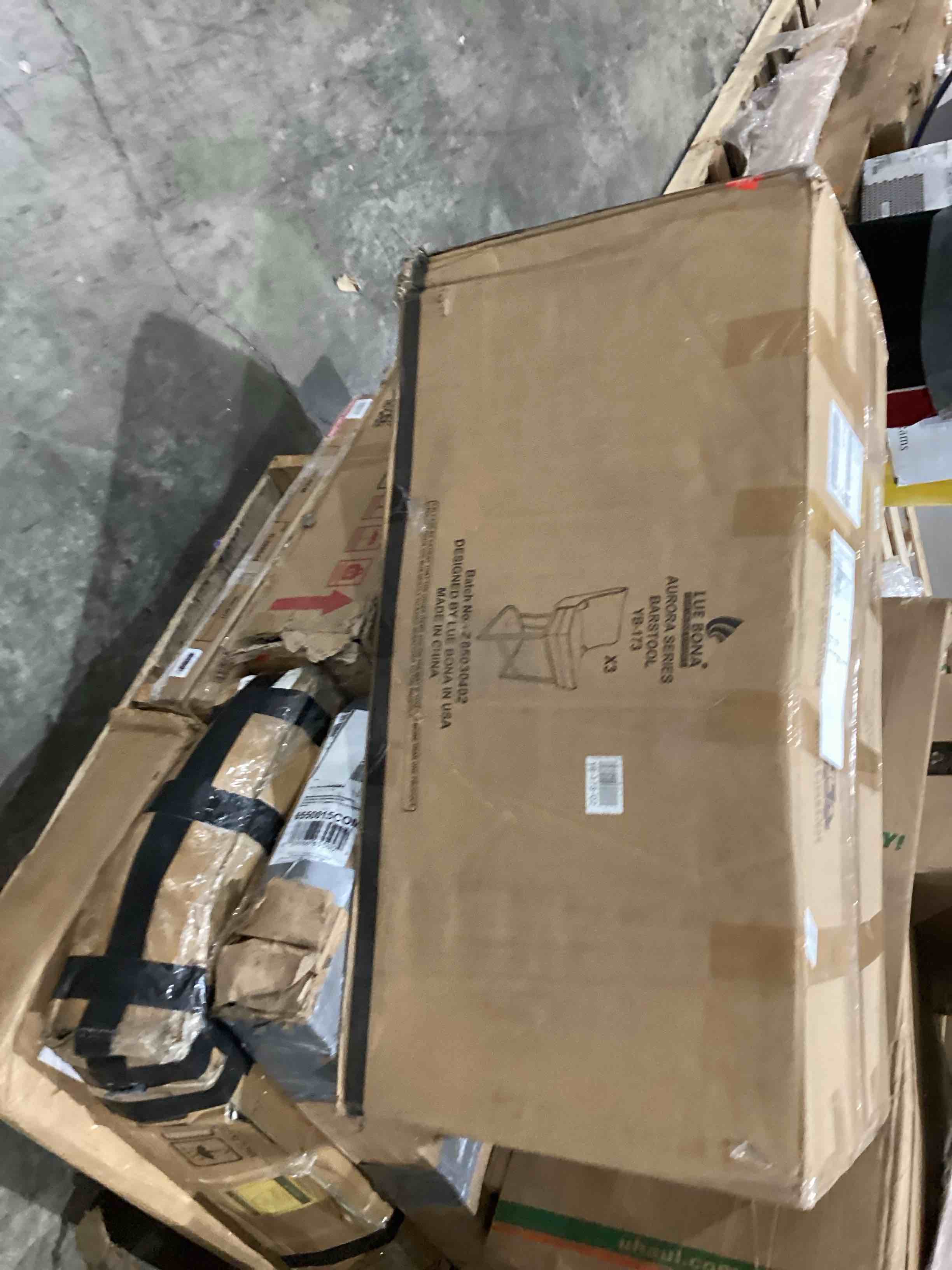 https://s3.amazonaws.com/lotting-images-prod/bidfta/PNK1915302_1757075852634.jpeg