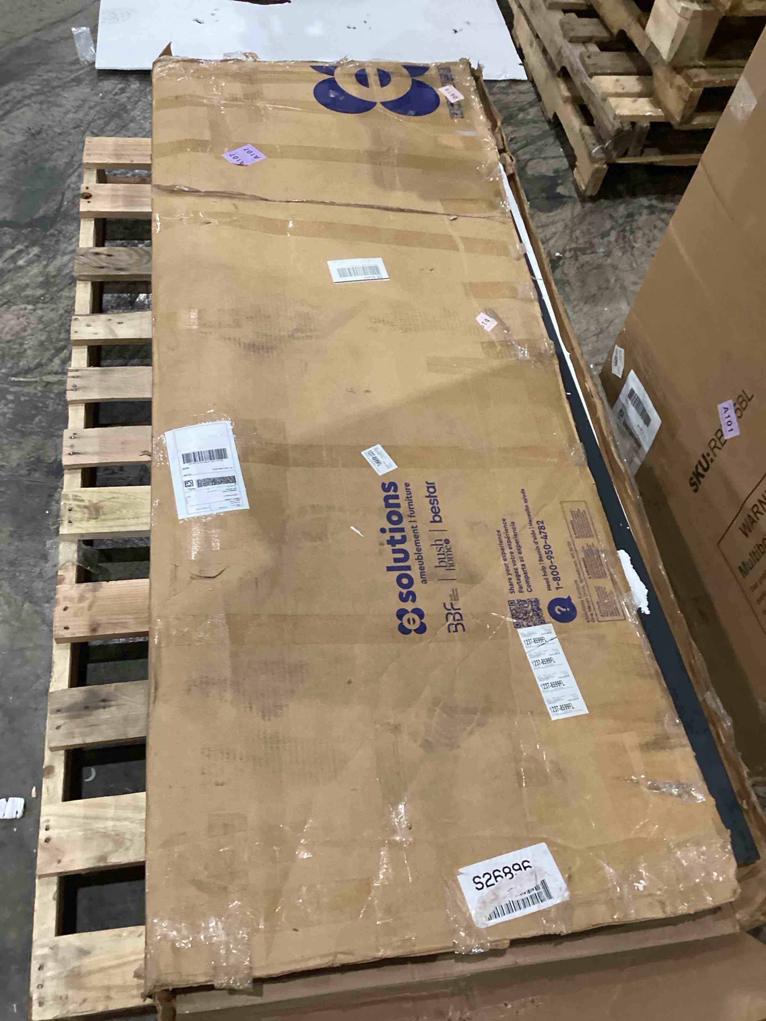 https://s3.amazonaws.com/lotting-images-prod/bidfta/PNK1915328_1757085046687.jpeg