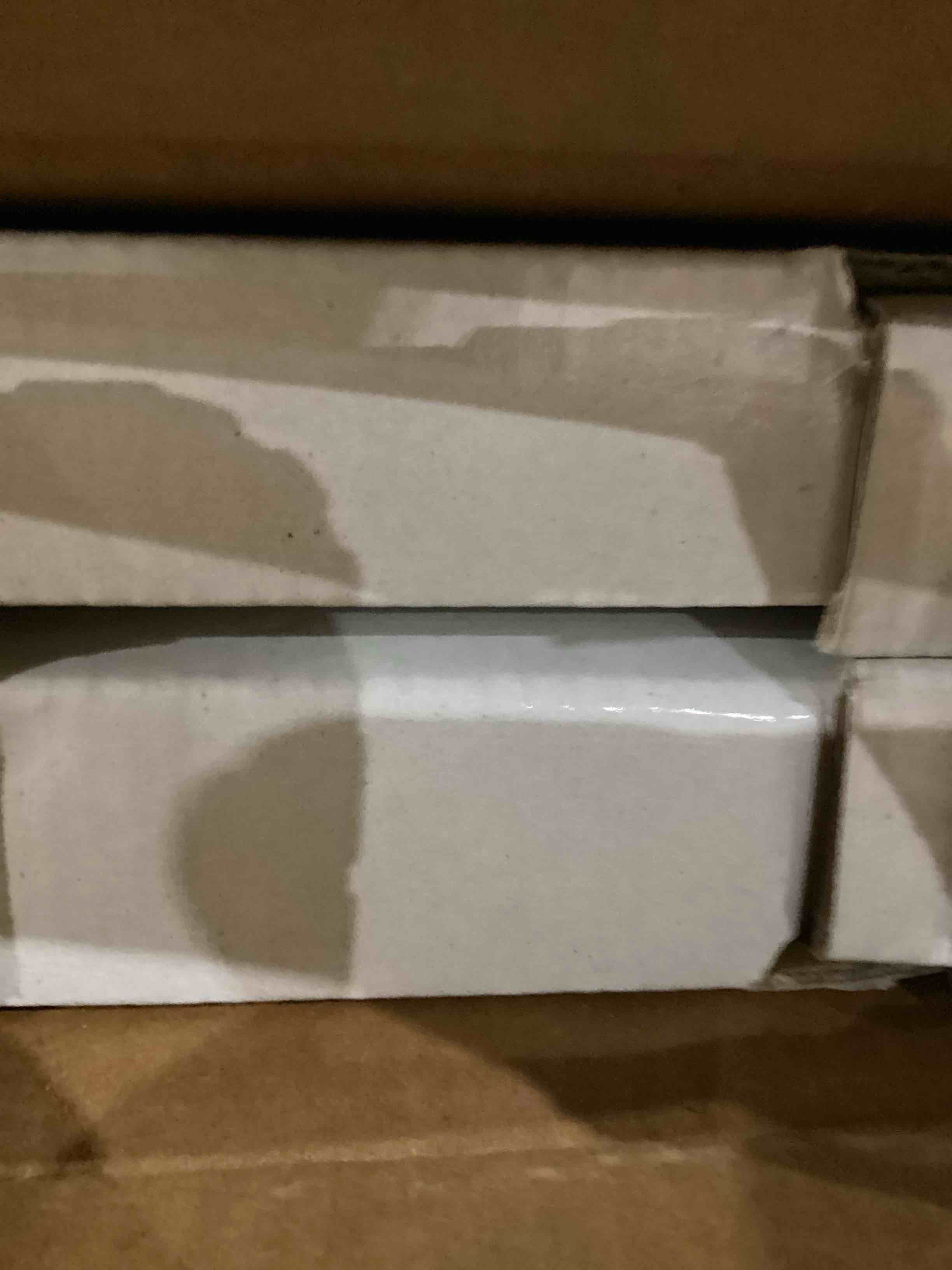 https://s3.amazonaws.com/lotting-images-prod/bidfta/PNK1915828_1757699152476.jpeg