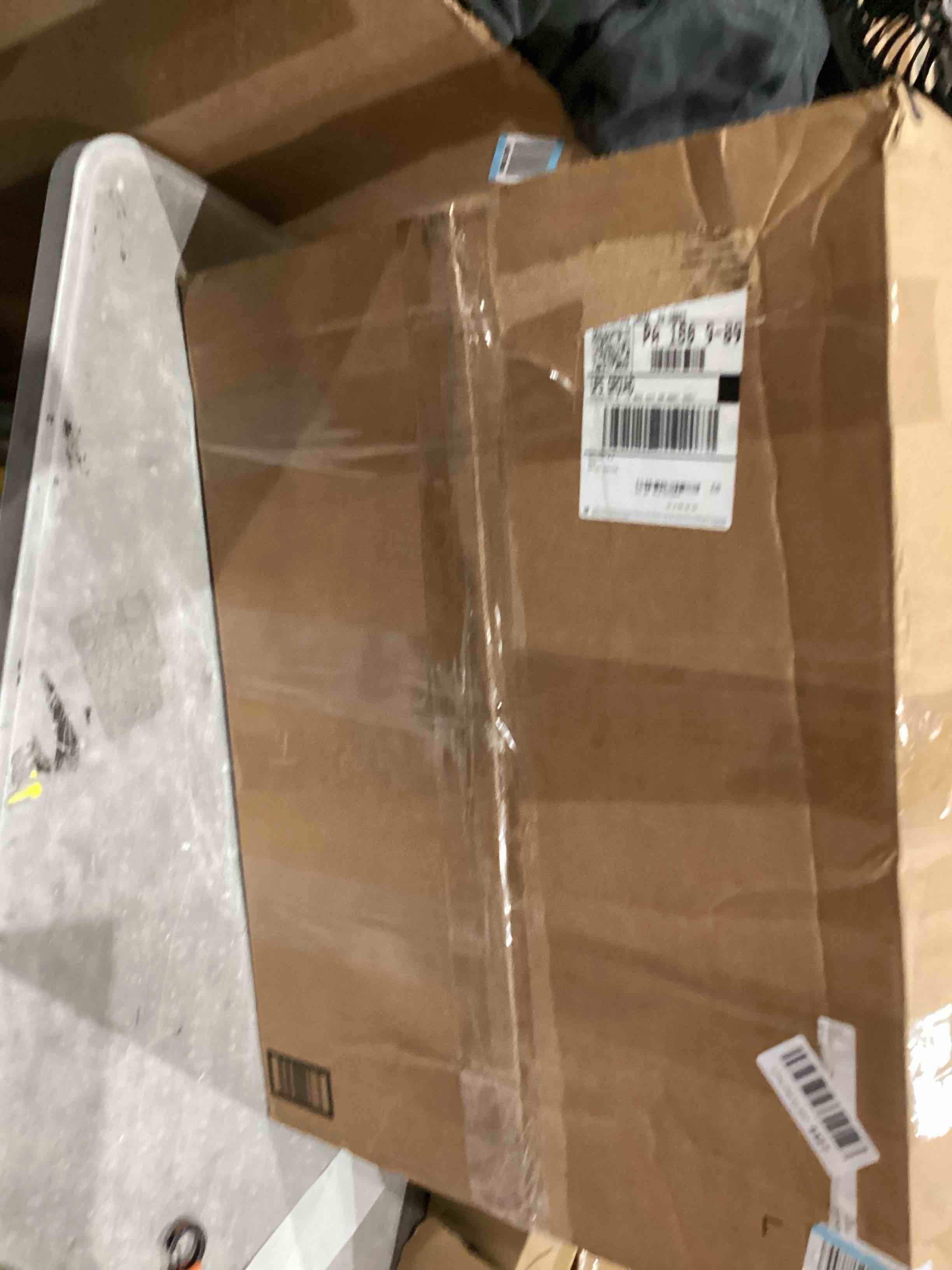 https://s3.amazonaws.com/lotting-images-prod/bidfta/PNK1915914_1757945990265.jpeg