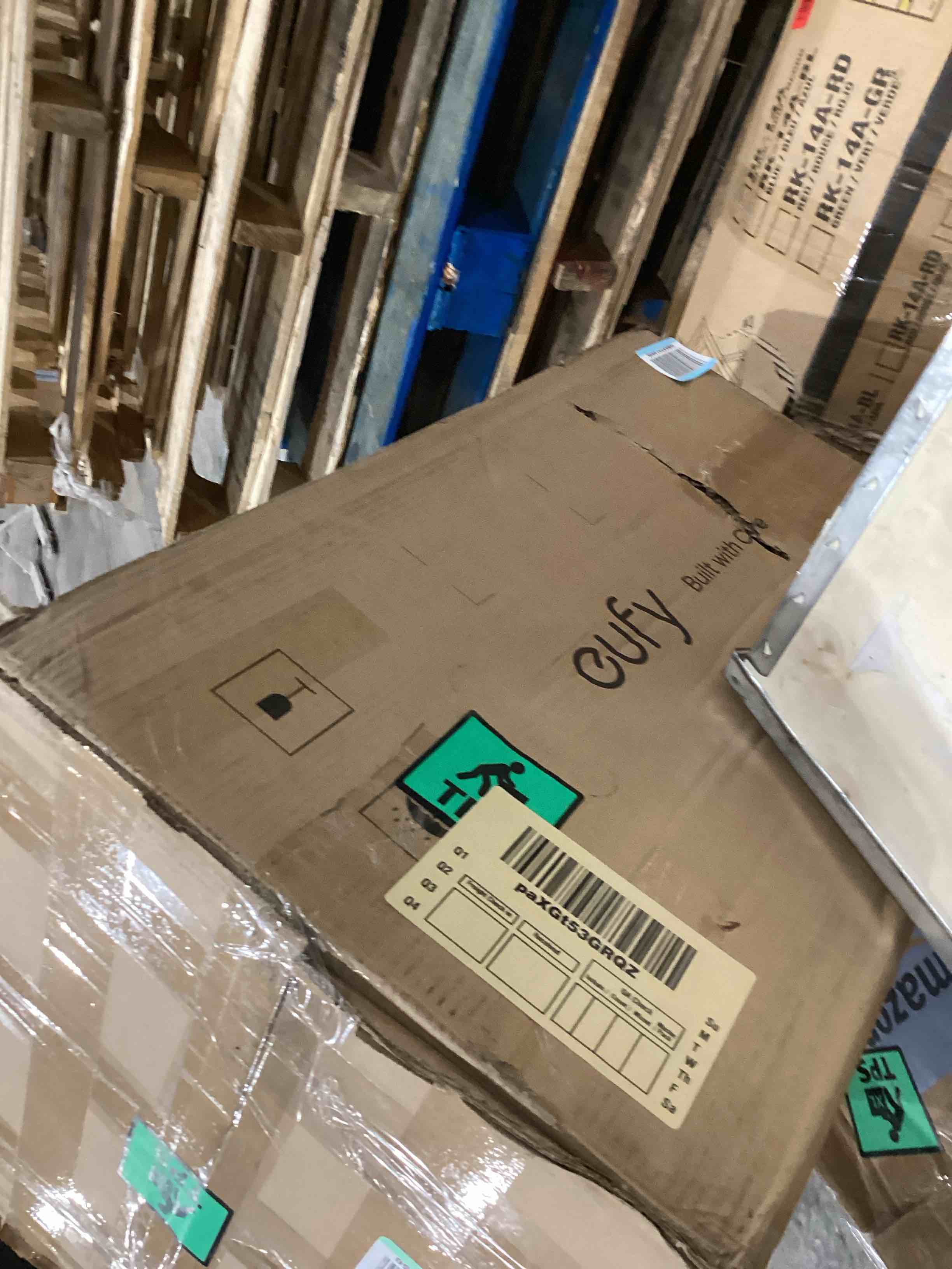 https://s3.amazonaws.com/lotting-images-prod/bidfta/PNK1915927_1757949043519.jpeg