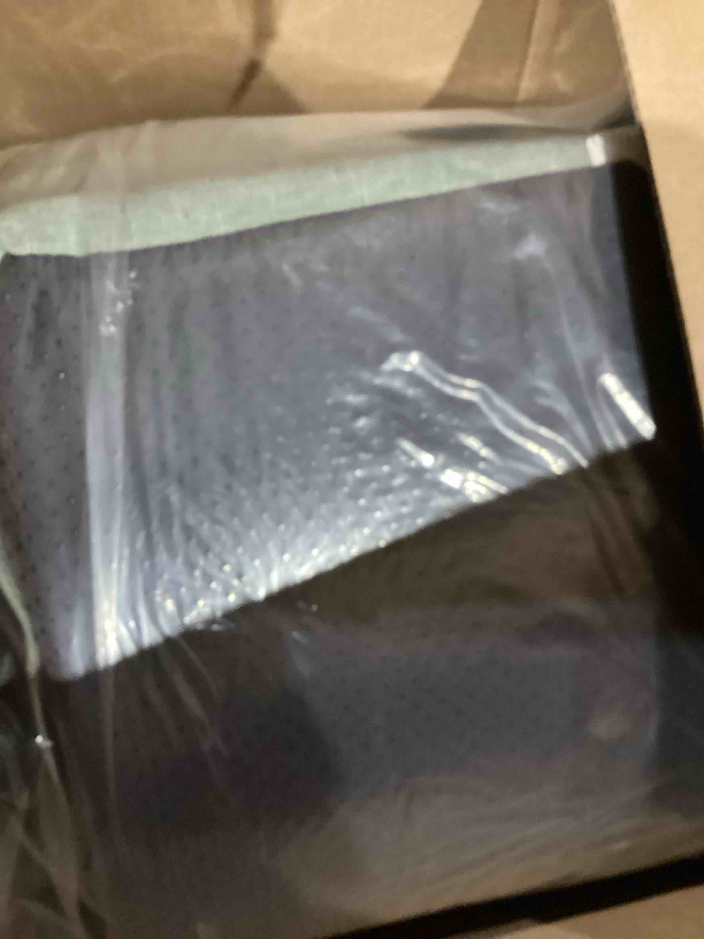 https://s3.amazonaws.com/lotting-images-prod/bidfta/PNK1916004_1758038389546.jpeg