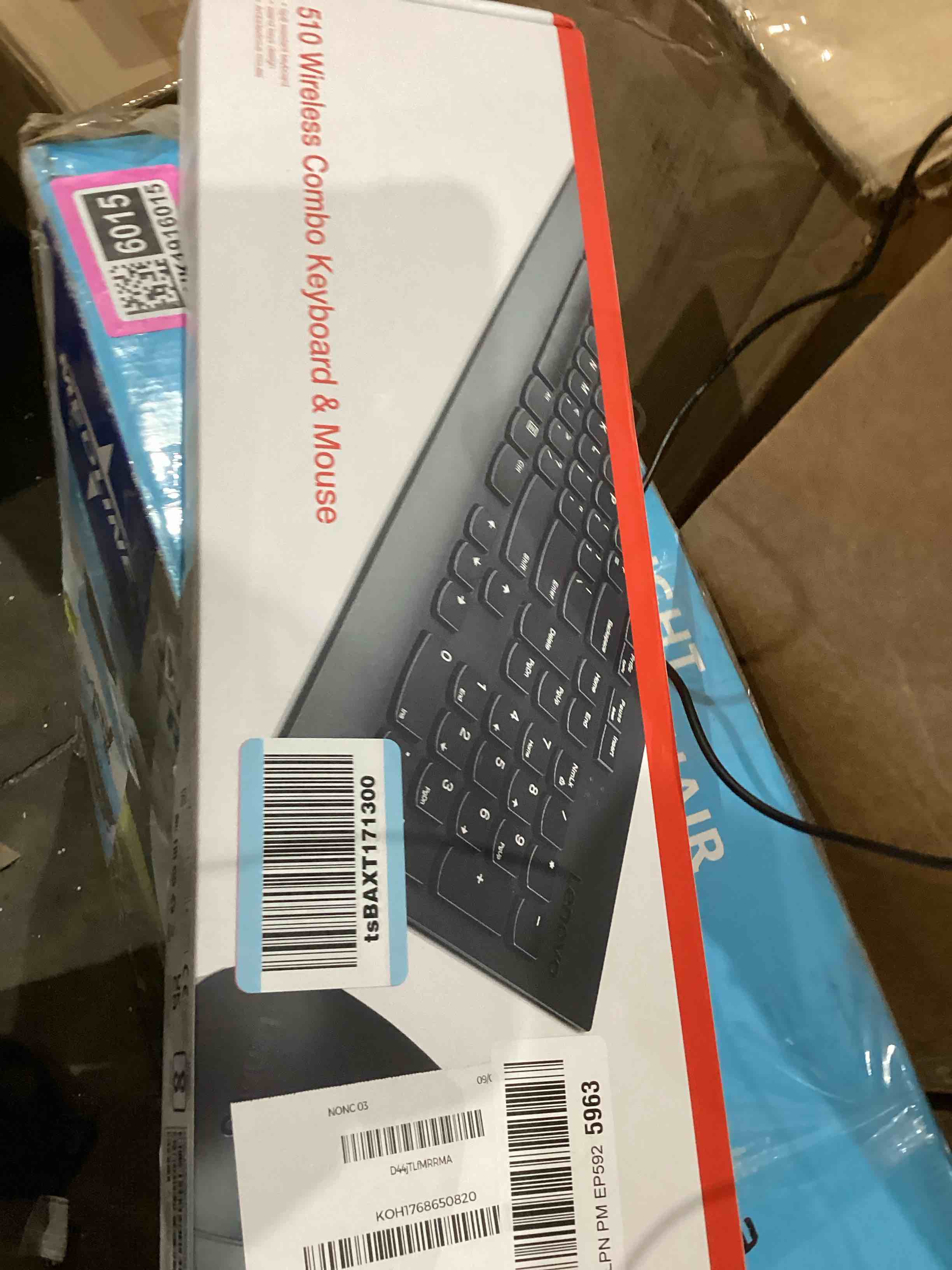 https://s3.amazonaws.com/lotting-images-prod/bidfta/PNK1916035_1758048576959.jpeg