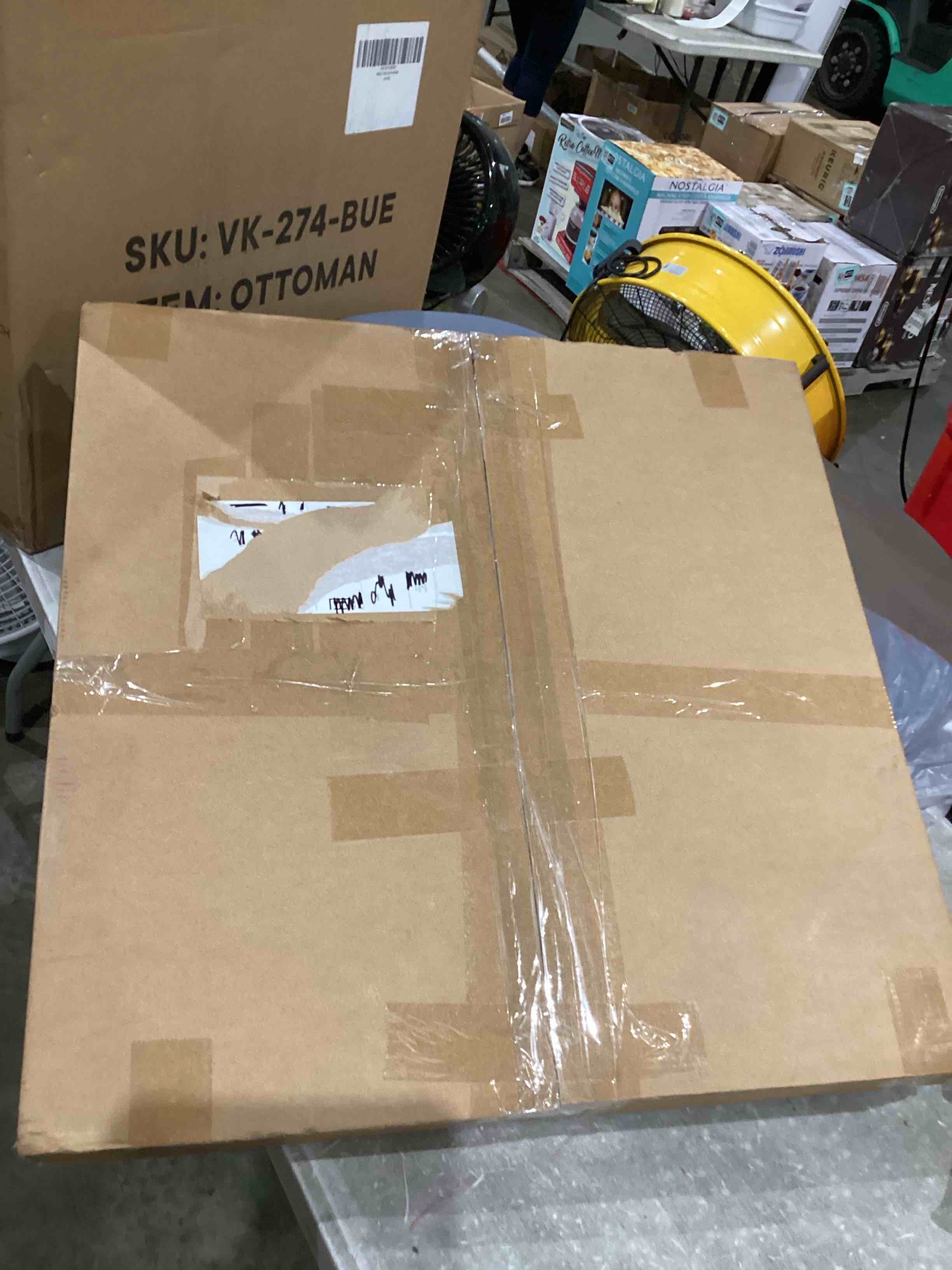https://s3.amazonaws.com/lotting-images-prod/bidfta/PNK1916302_1758714909122.jpeg