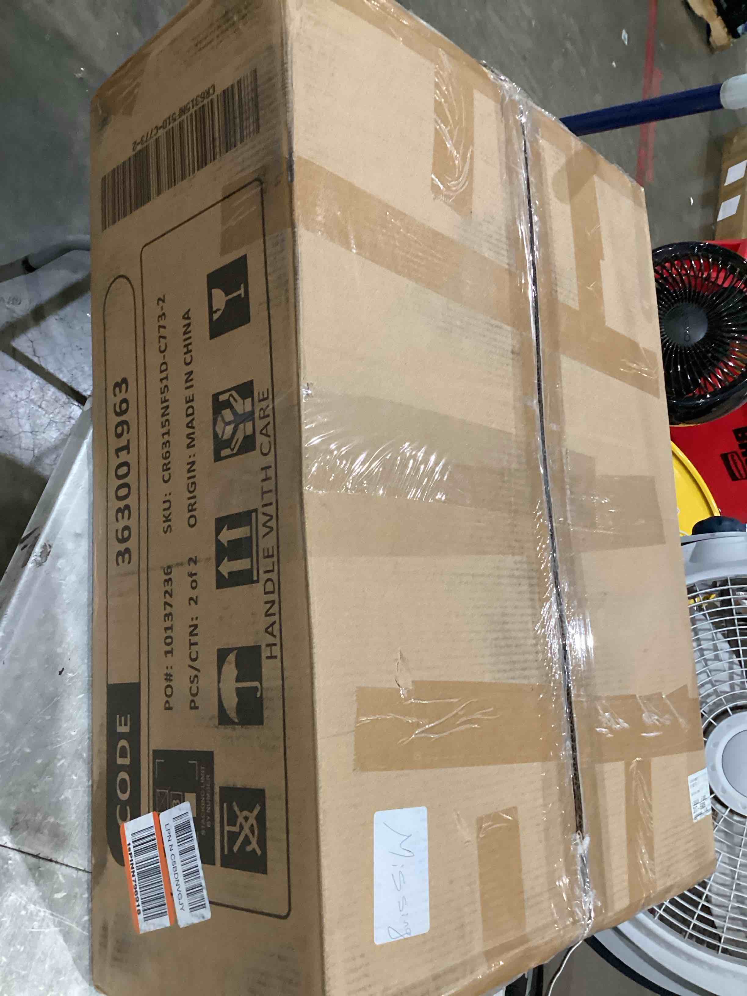 https://s3.amazonaws.com/lotting-images-prod/bidfta/PNK1916352_1758739412847.jpeg