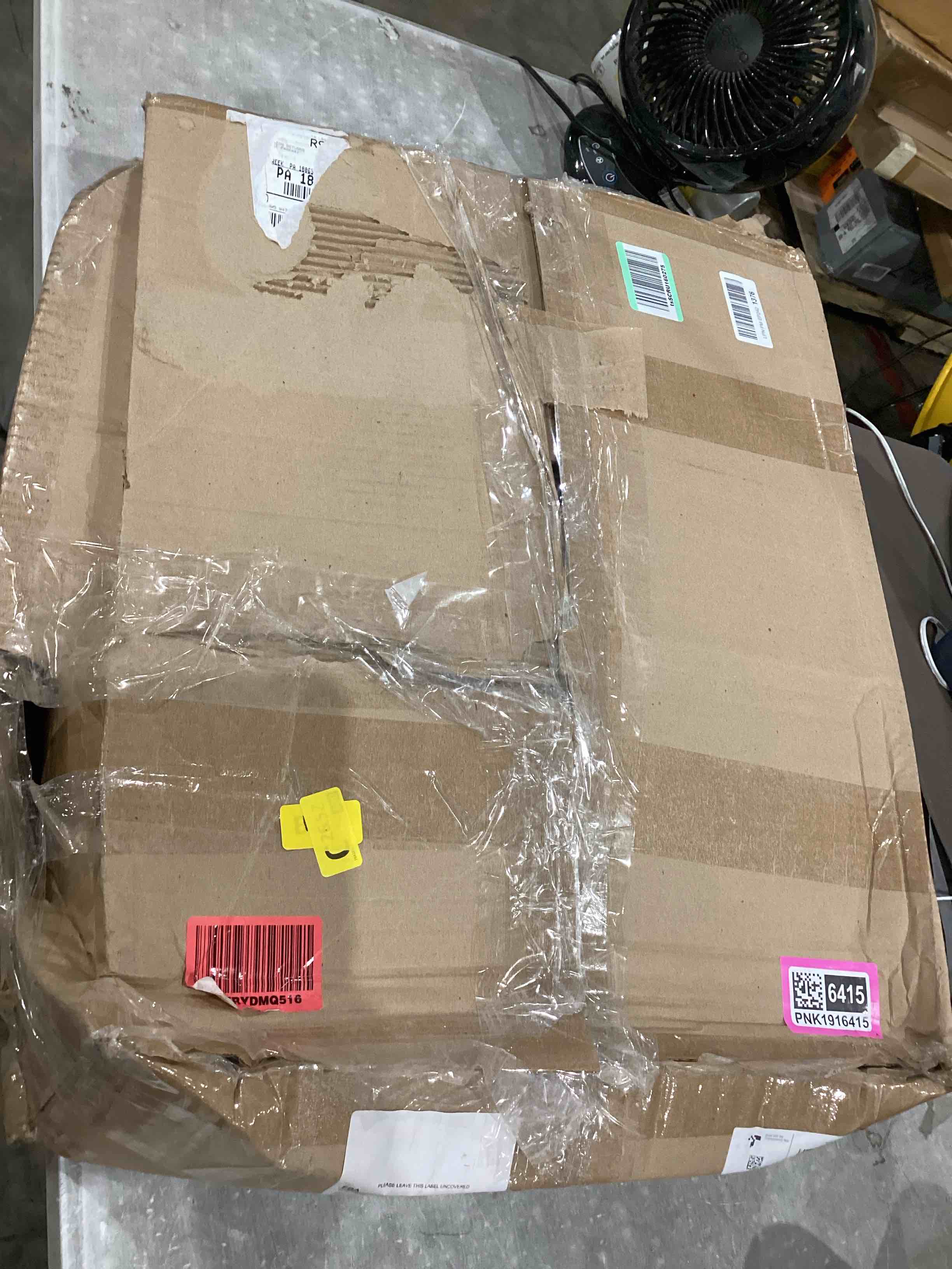 https://s3.amazonaws.com/lotting-images-prod/bidfta/PNK1916415_1758814228961.jpeg