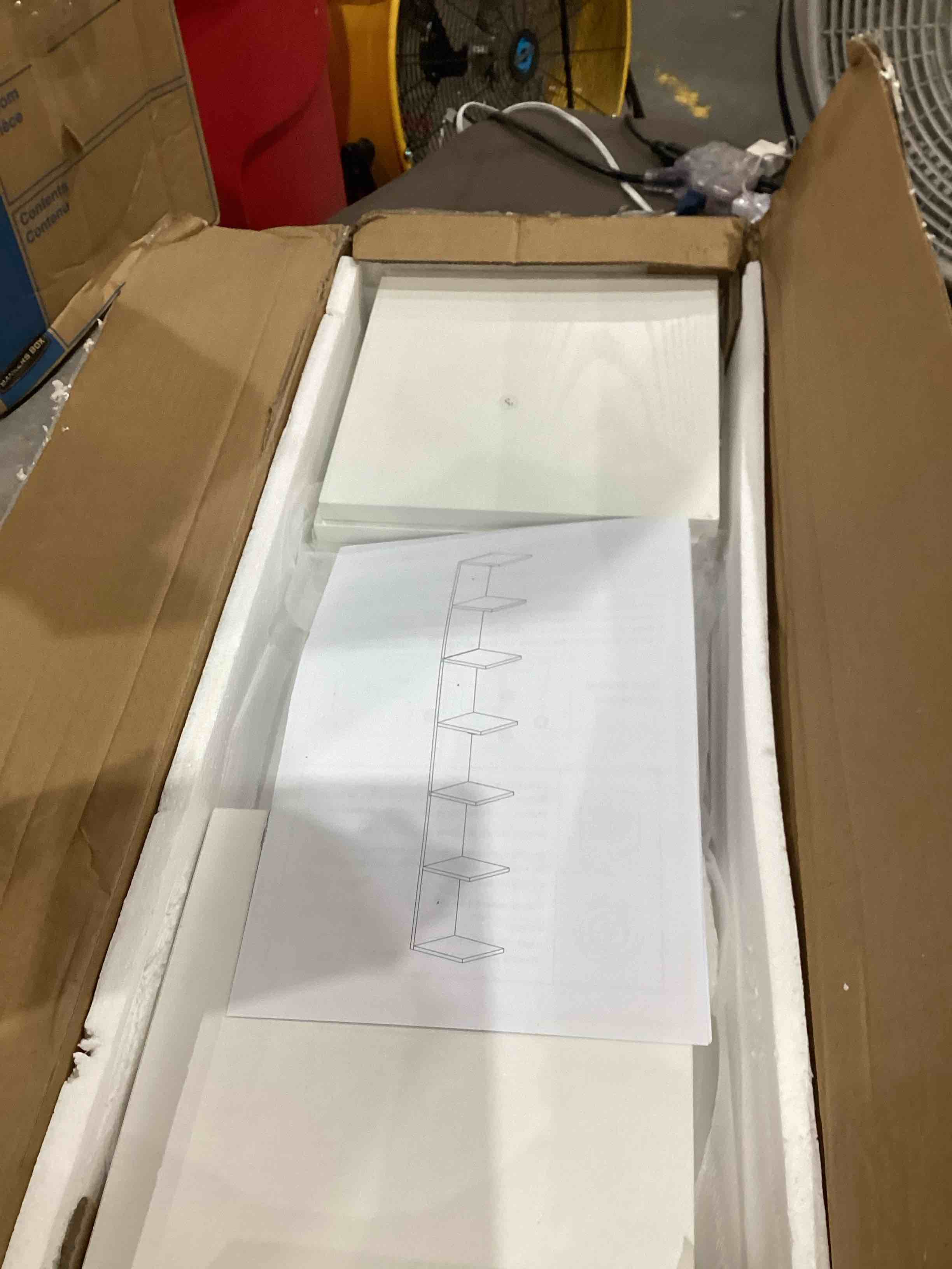https://s3.amazonaws.com/lotting-images-prod/bidfta/PNK1916510_1758899484491.jpeg