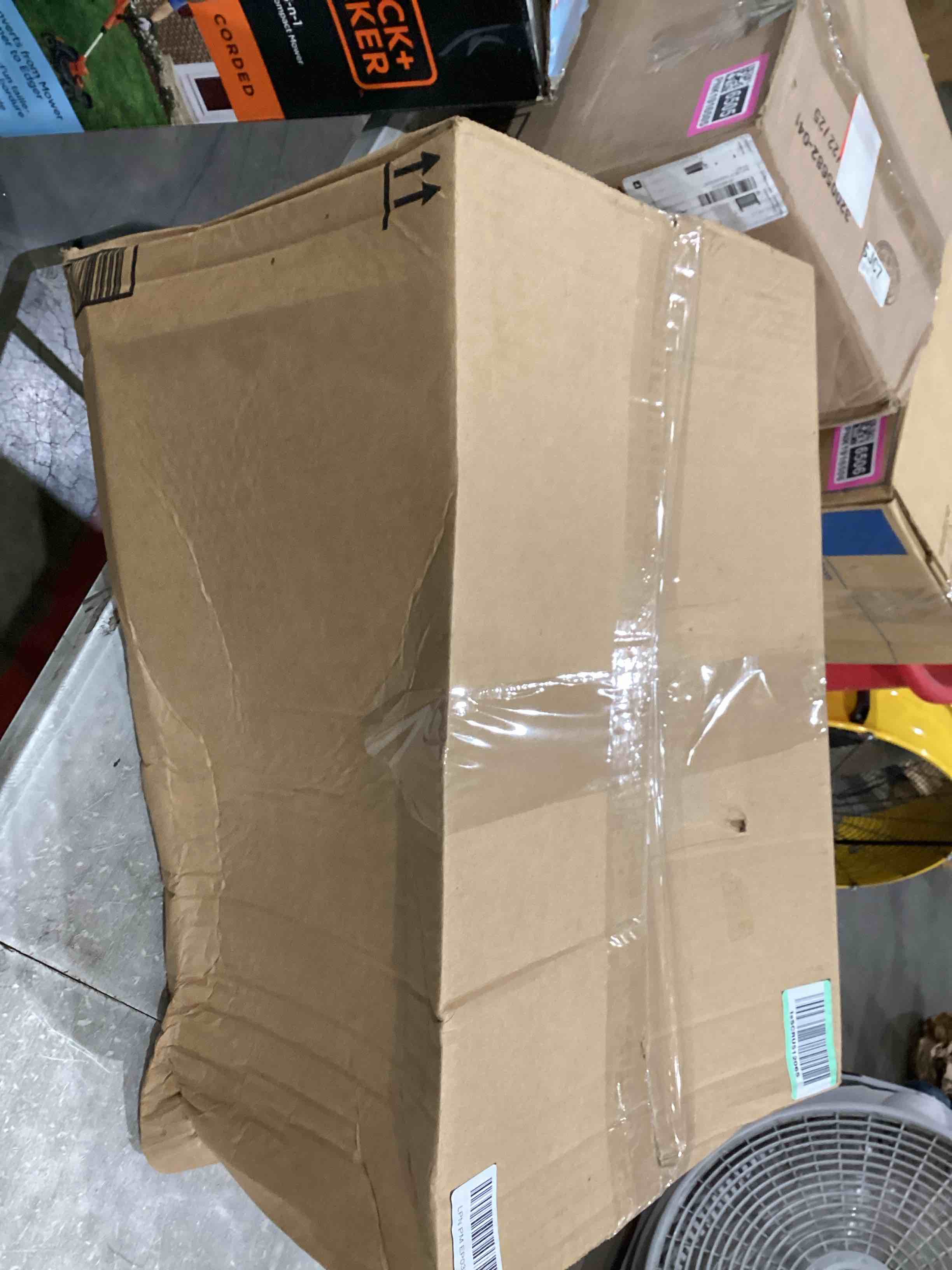 https://s3.amazonaws.com/lotting-images-prod/bidfta/PNK1916514_1758898212297.jpeg