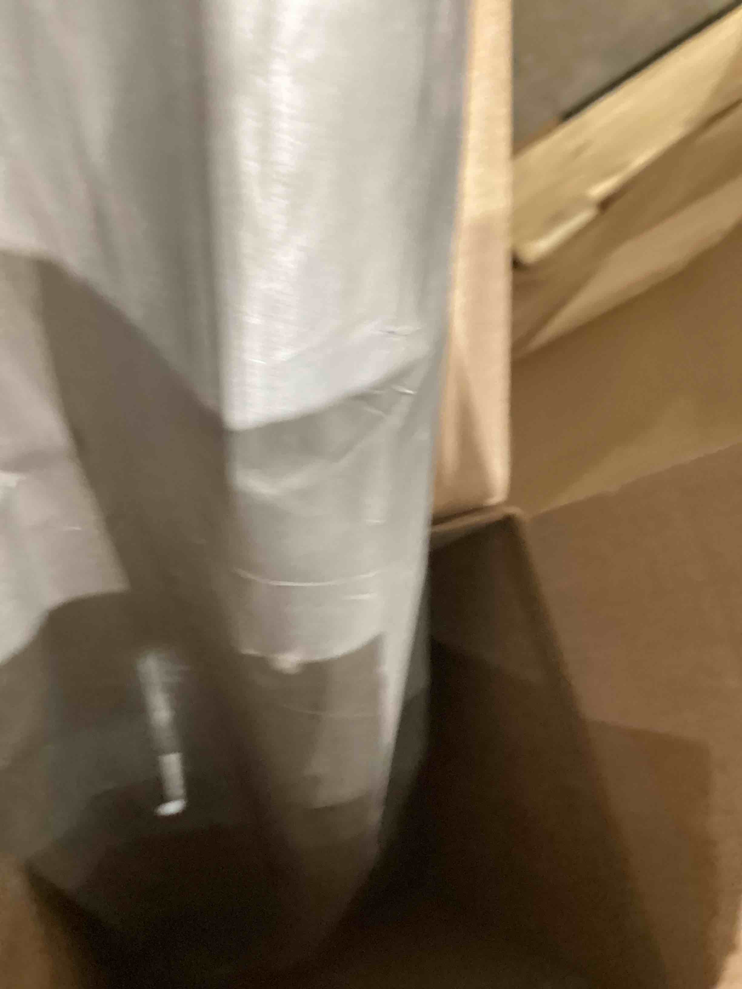 https://s3.amazonaws.com/lotting-images-prod/bidfta/PNK1918549_1754931633367.jpeg