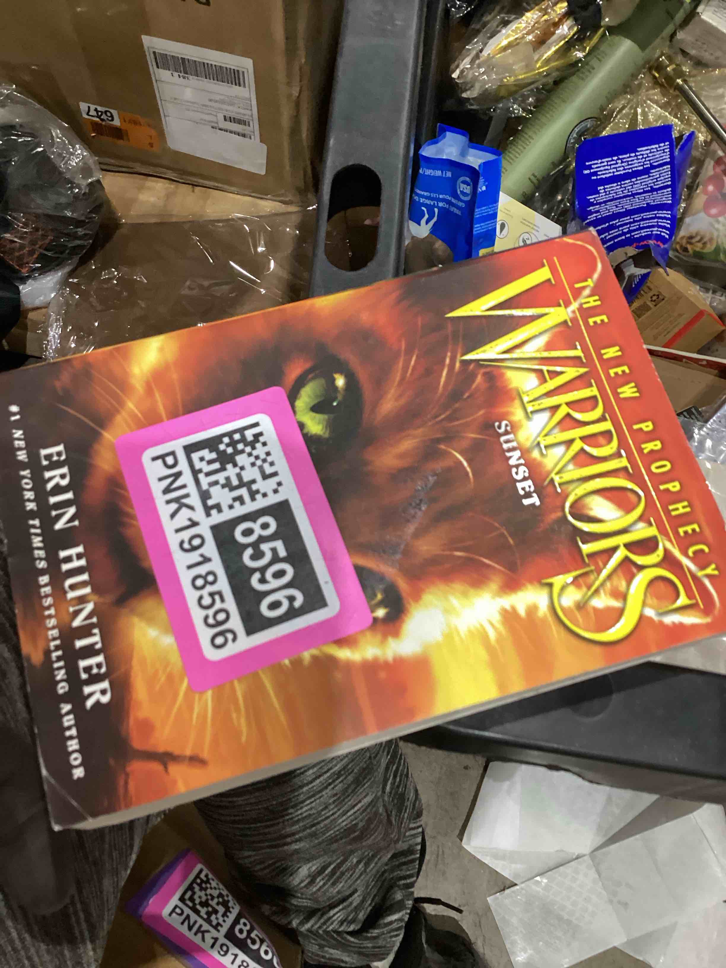 https://s3.amazonaws.com/lotting-images-prod/bidfta/PNK1918596_1754937443332.jpeg