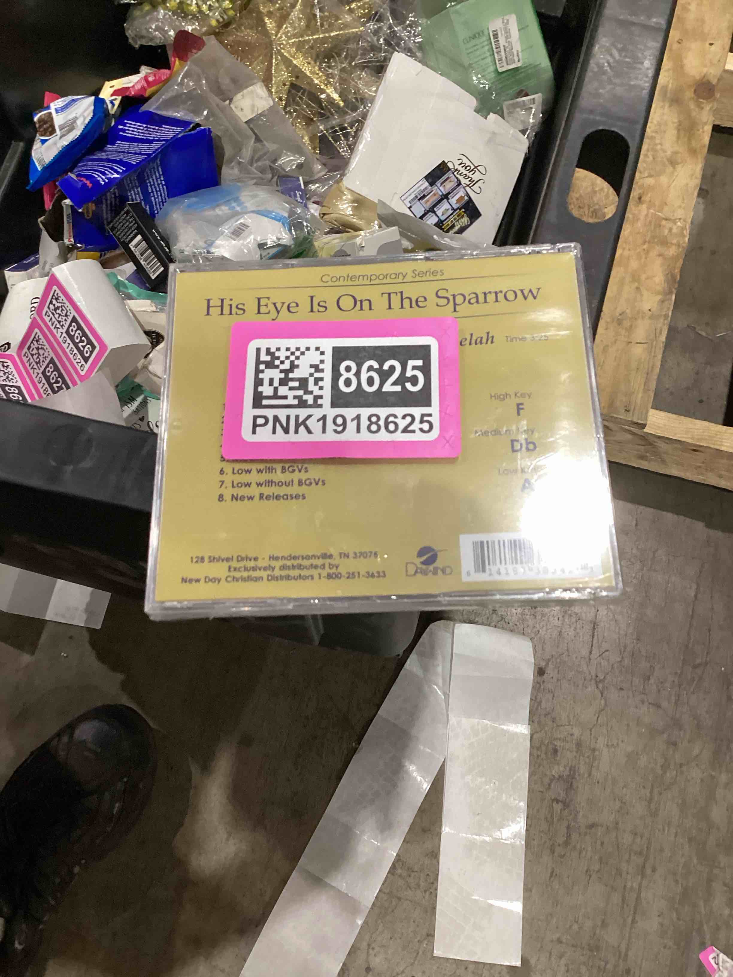 https://s3.amazonaws.com/lotting-images-prod/bidfta/PNK1918625_1754939262820.jpeg