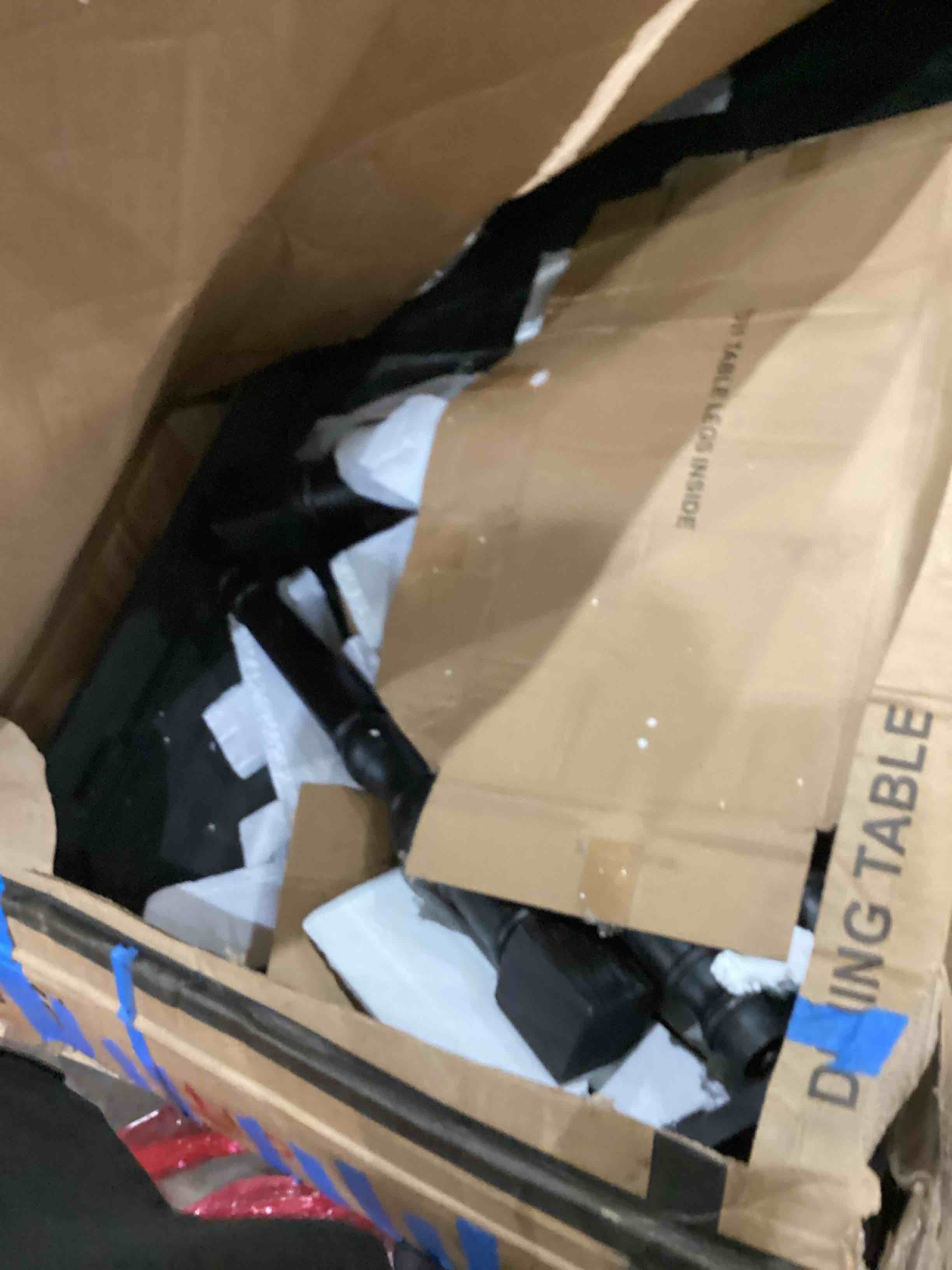 https://s3.amazonaws.com/lotting-images-prod/bidfta/PNK1918661_1754998627687.jpeg
