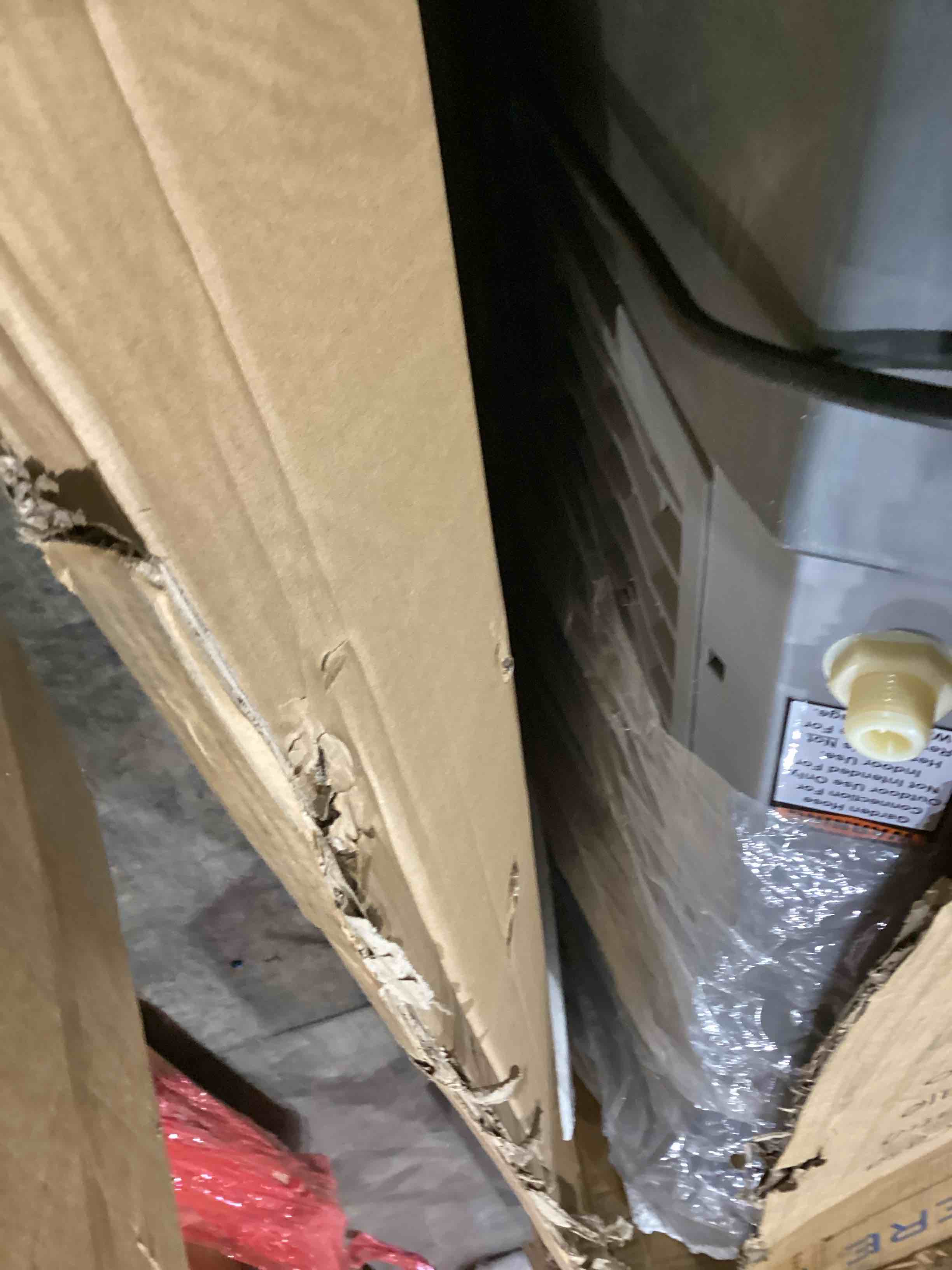 https://s3.amazonaws.com/lotting-images-prod/bidfta/PNK1918784_1755012588444.jpeg