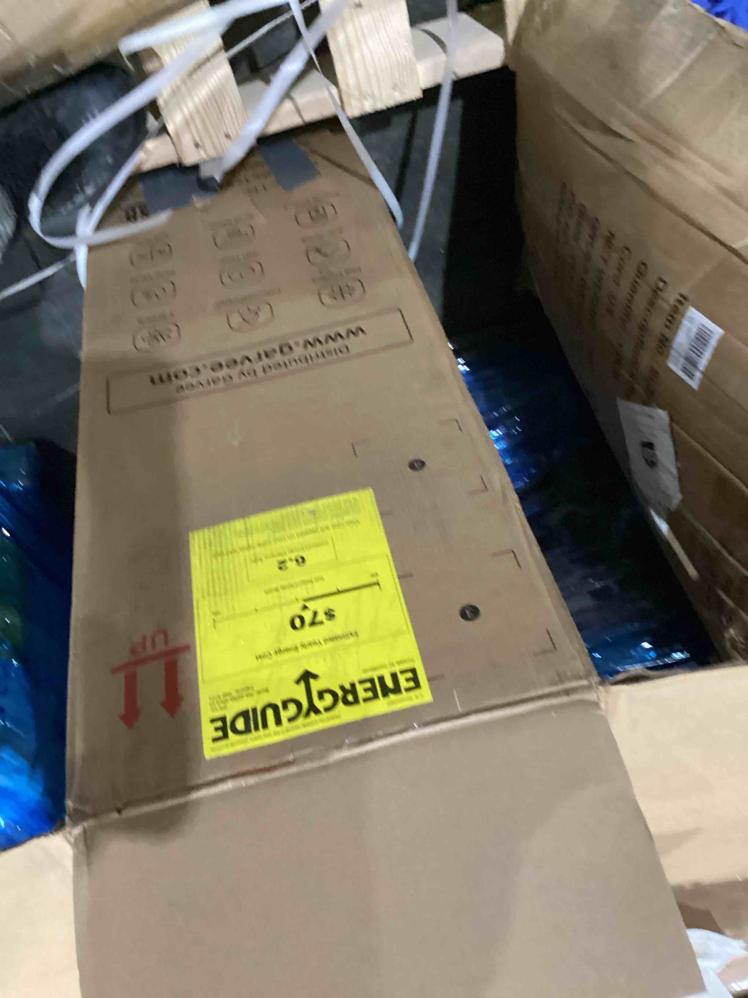 https://s3.amazonaws.com/lotting-images-prod/bidfta/PNK1918816_1755020820816.jpeg