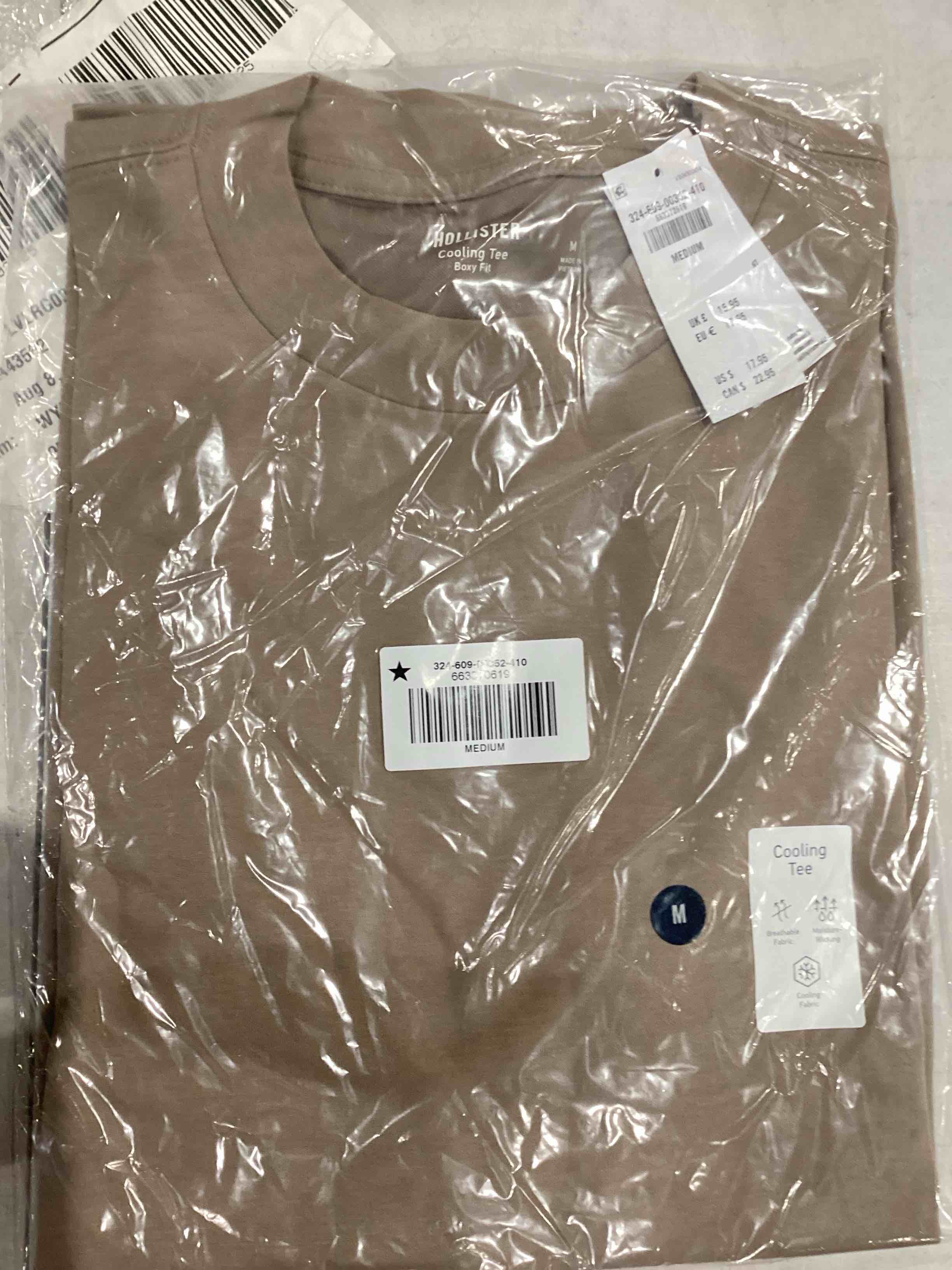 Hollister shirt