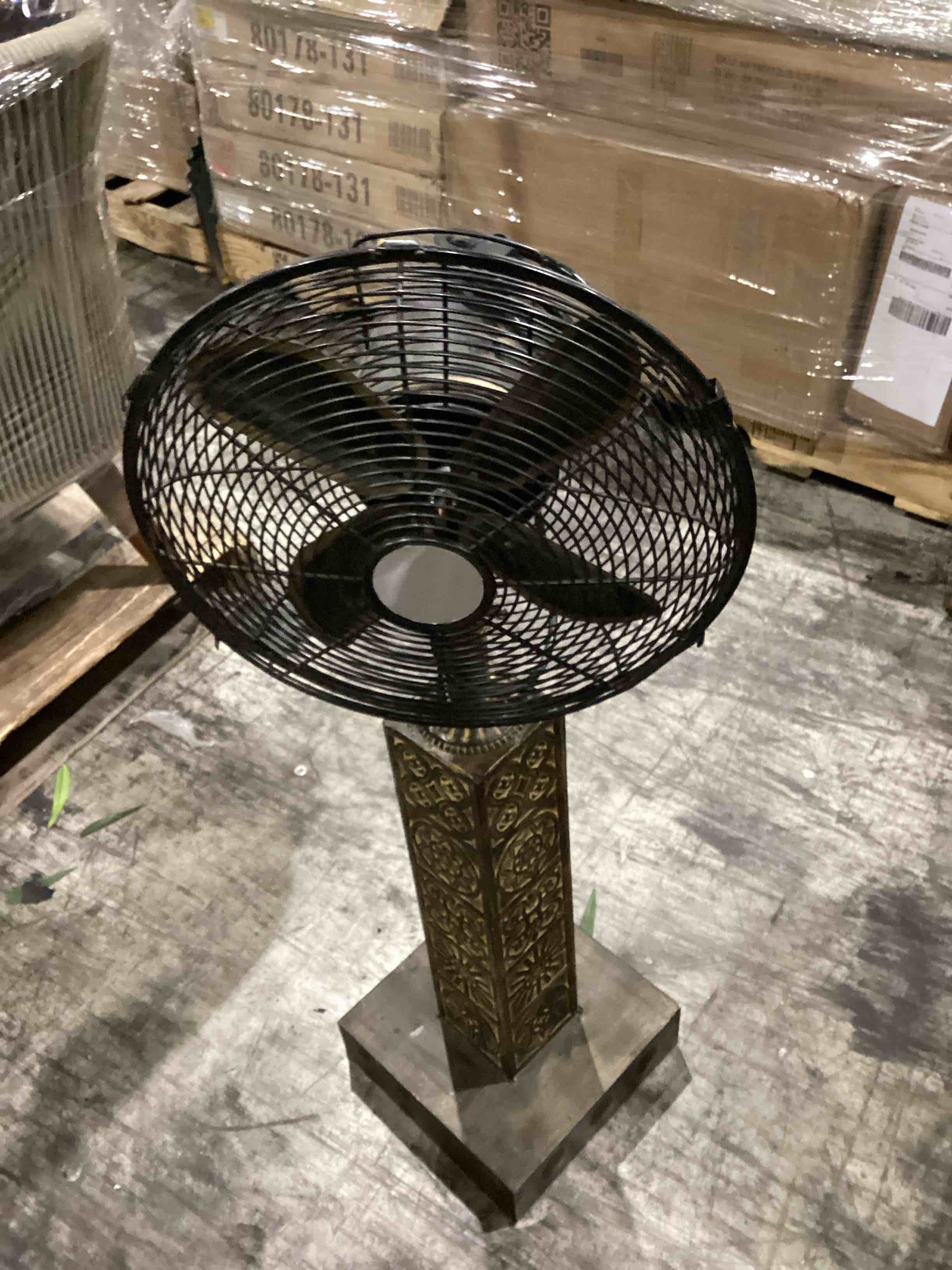 UMA vintage fan