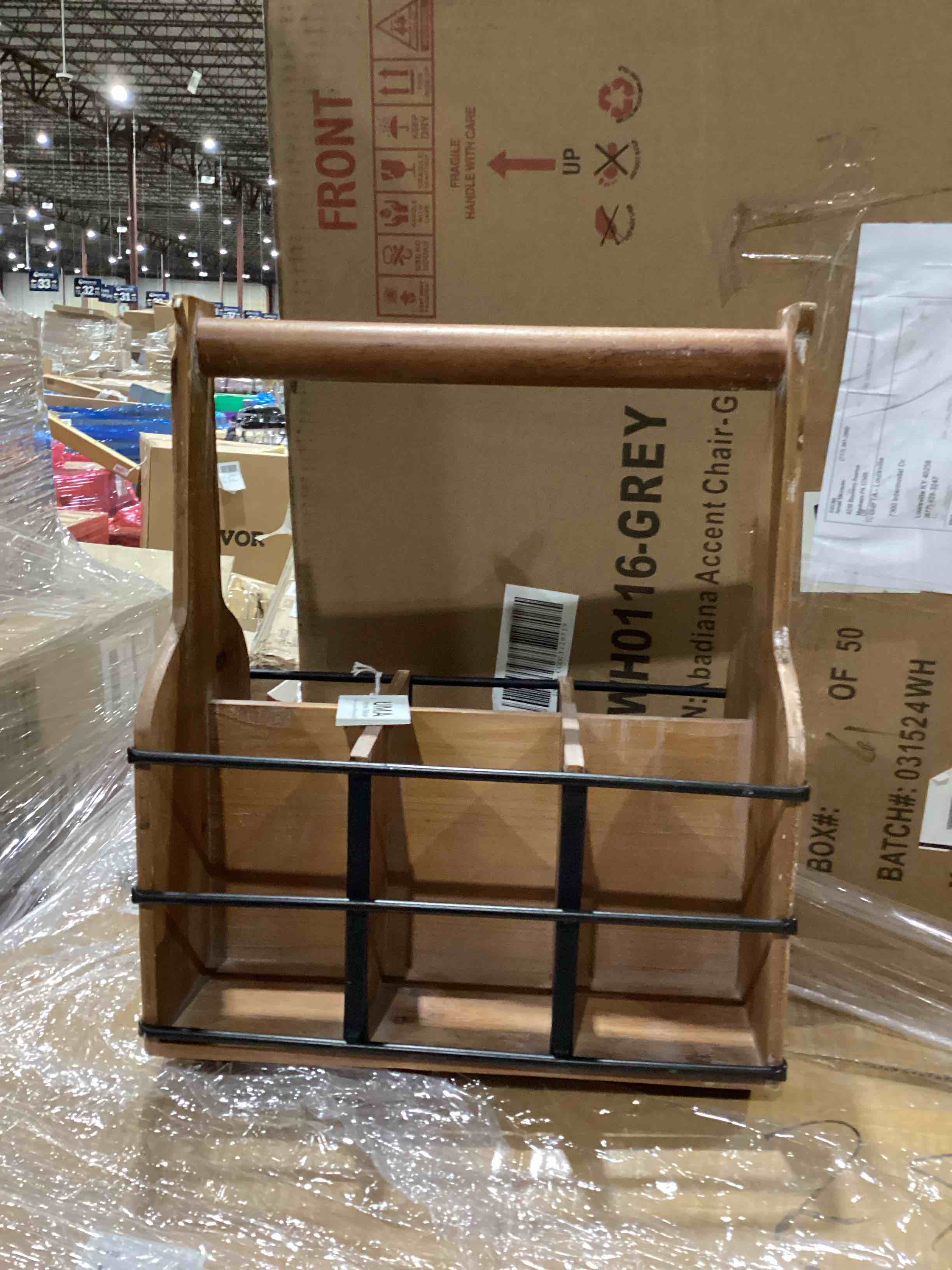 https://s3.amazonaws.com/lotting-images-prod/bidfta/PNK1921664_1753198000200.jpeg