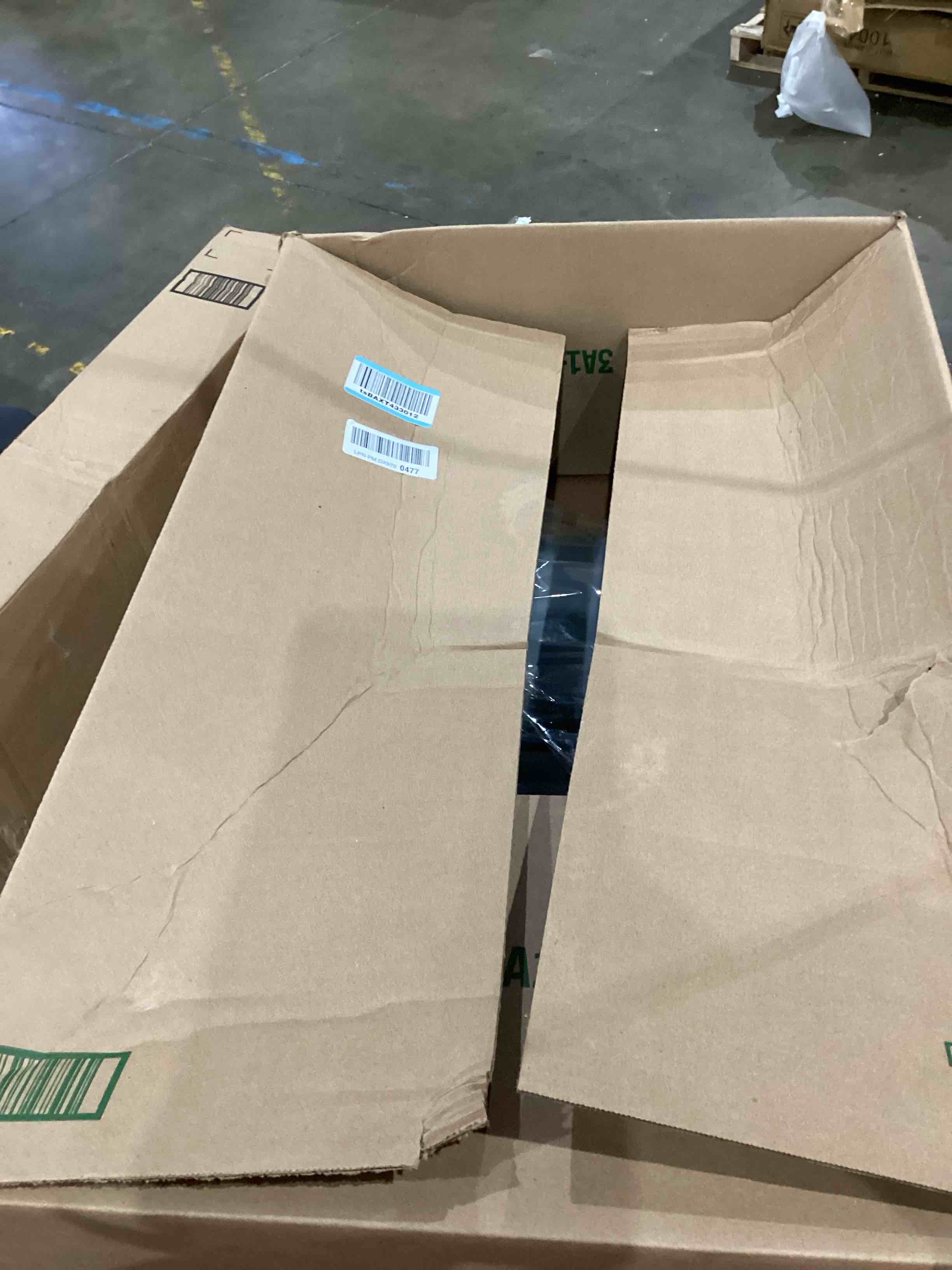 https://s3.amazonaws.com/lotting-images-prod/bidfta/PNK1921818_1753379497279.jpeg