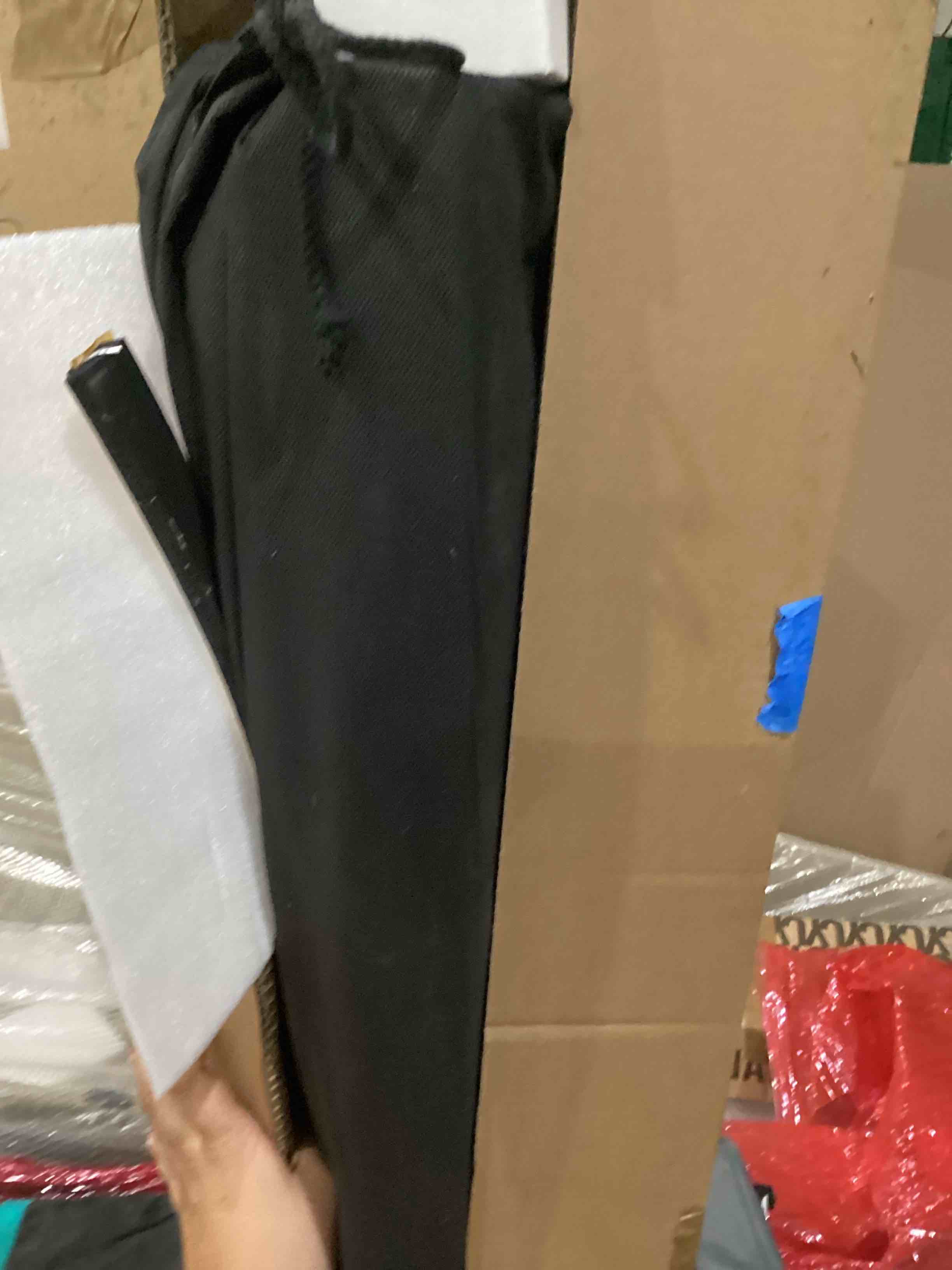 https://s3.amazonaws.com/lotting-images-prod/bidfta/PNK1921834_1753443684682.jpeg