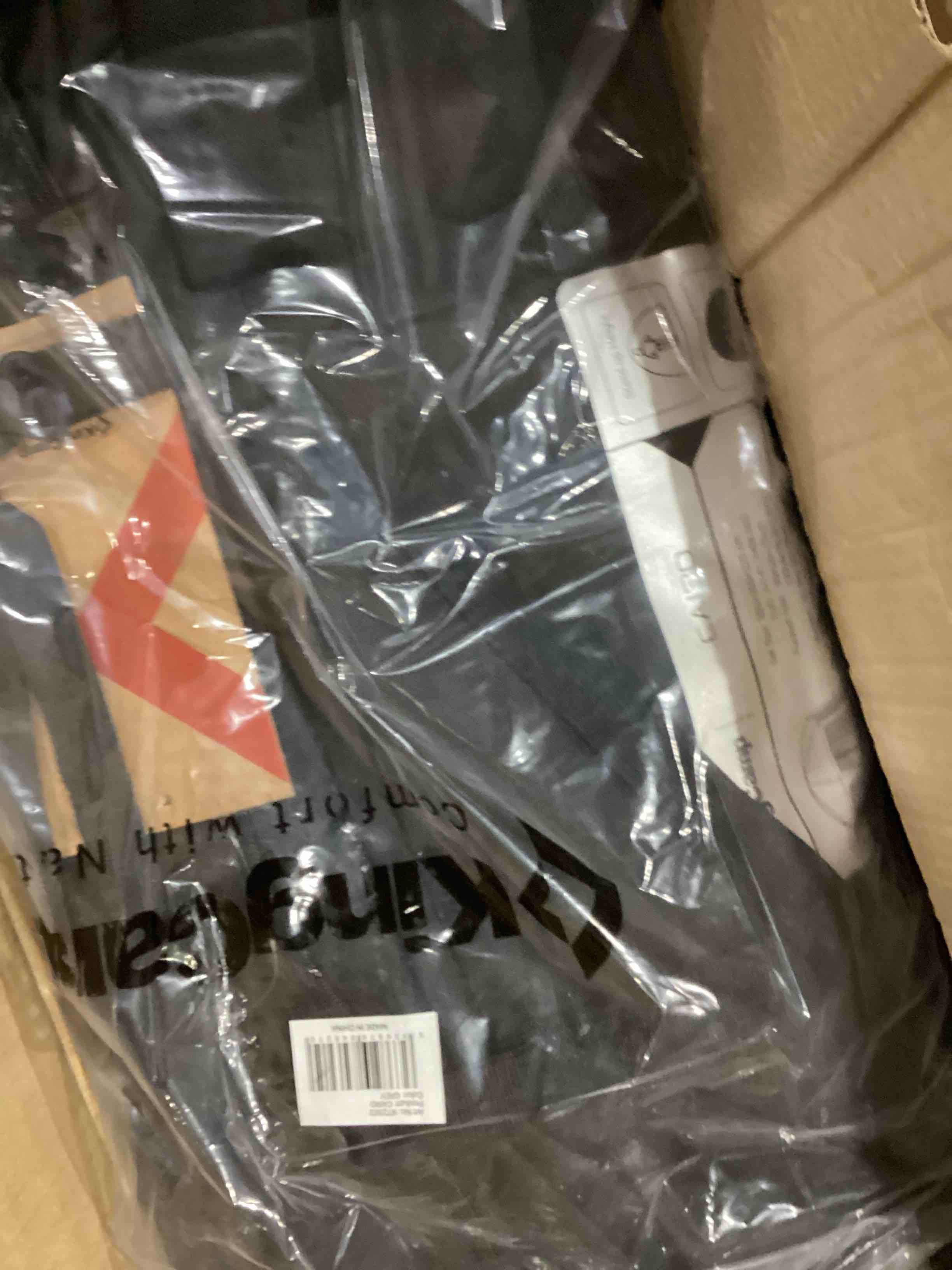 https://s3.amazonaws.com/lotting-images-prod/bidfta/PNK1921882_1753455437312.jpeg