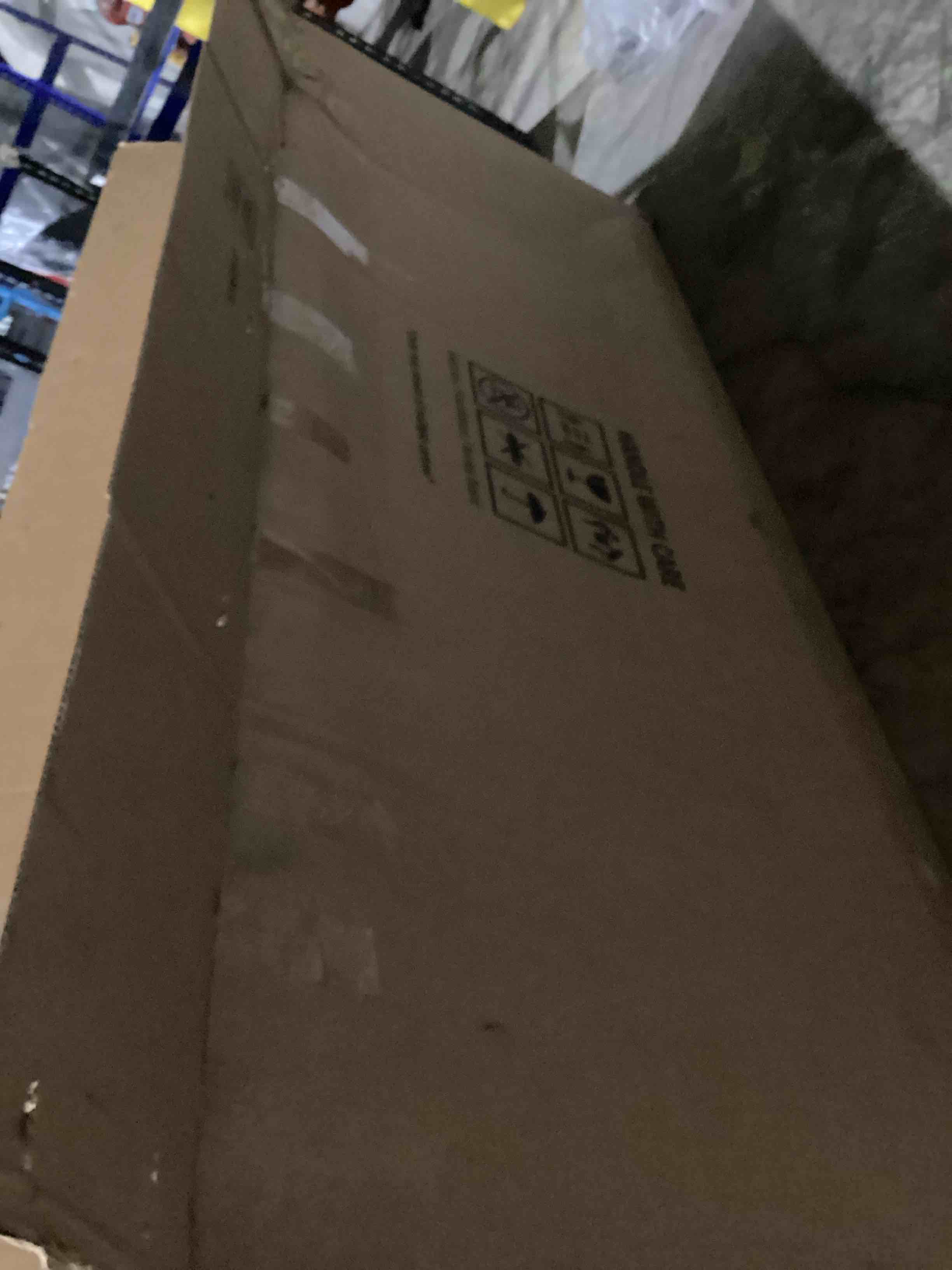 https://s3.amazonaws.com/lotting-images-prod/bidfta/PNK1922190_1758049314912.jpeg