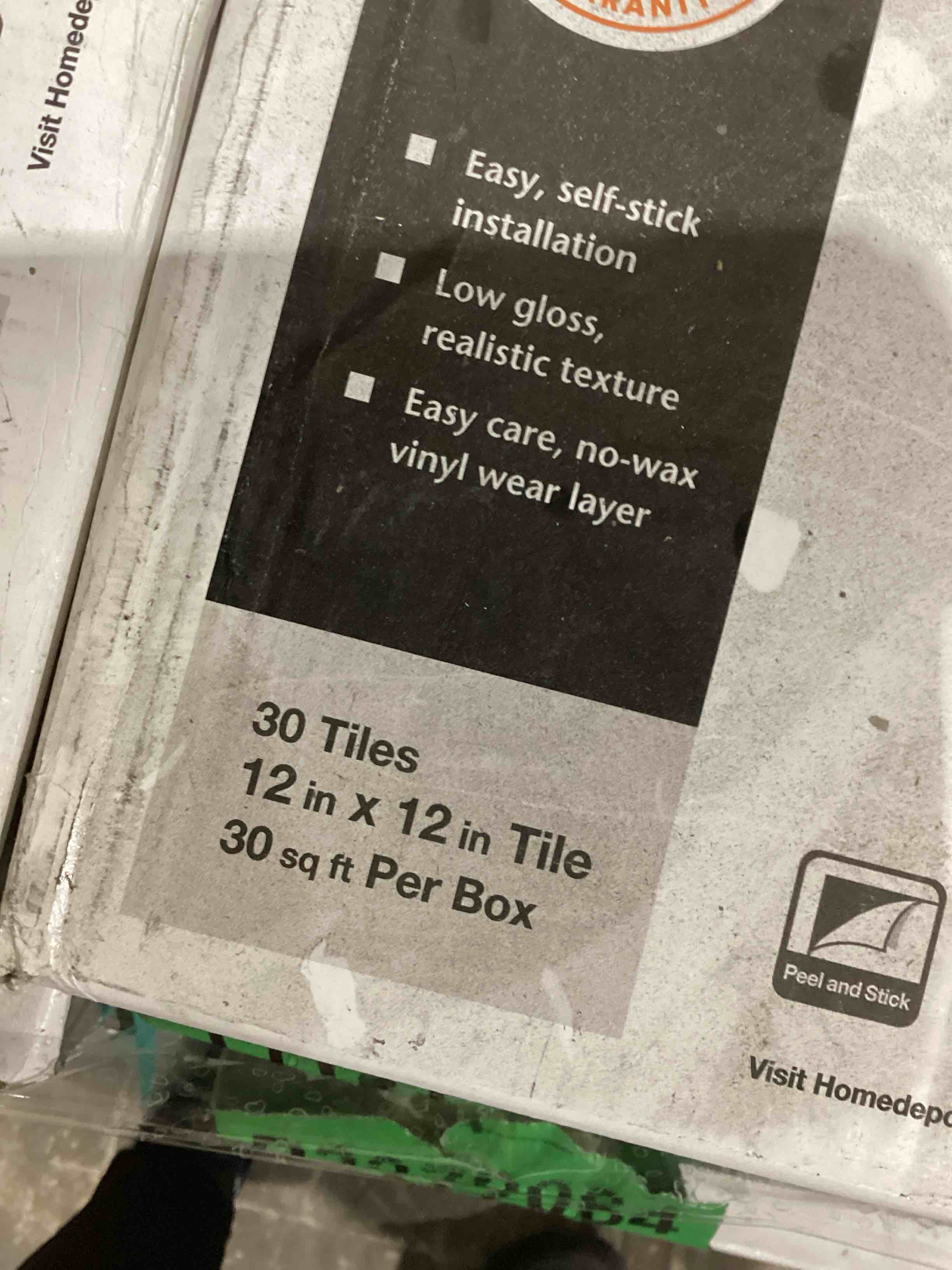 https://s3.amazonaws.com/lotting-images-prod/bidfta/PNK1922198_1757438074946.jpeg